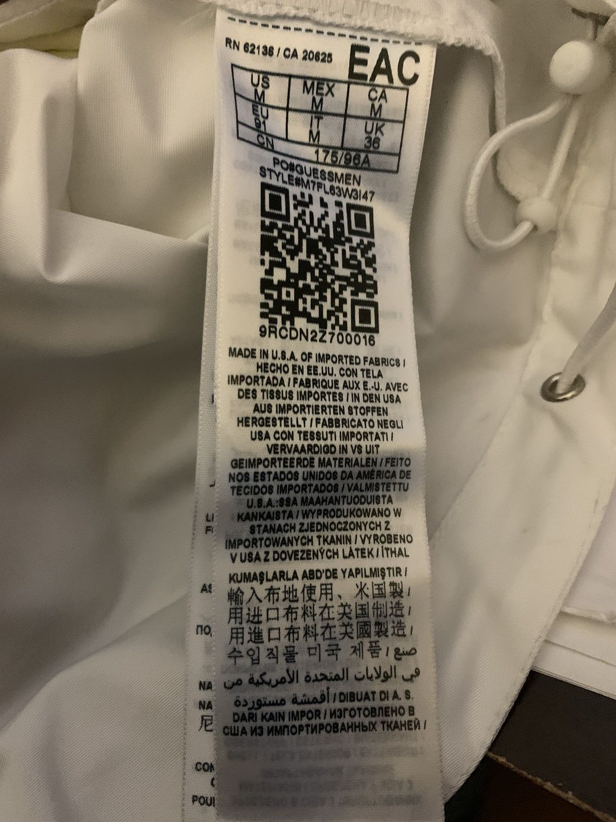 Guess Guess x Sean wotherspoon 1/4 Zip Men’s Jacket Sz M White Gra Size US M / EU 48-50 / 2 - 14 Thumbnail