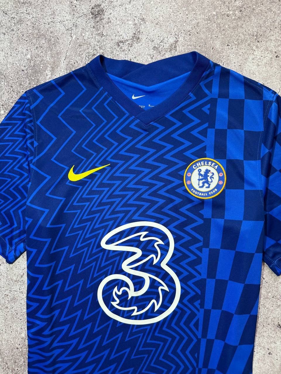 Nike Chelsea FC 2022/23 Nike Football T-shirt Soccer Jersey Men’s Size US M / EU 48-50 / 2 - 2 Thumbnail