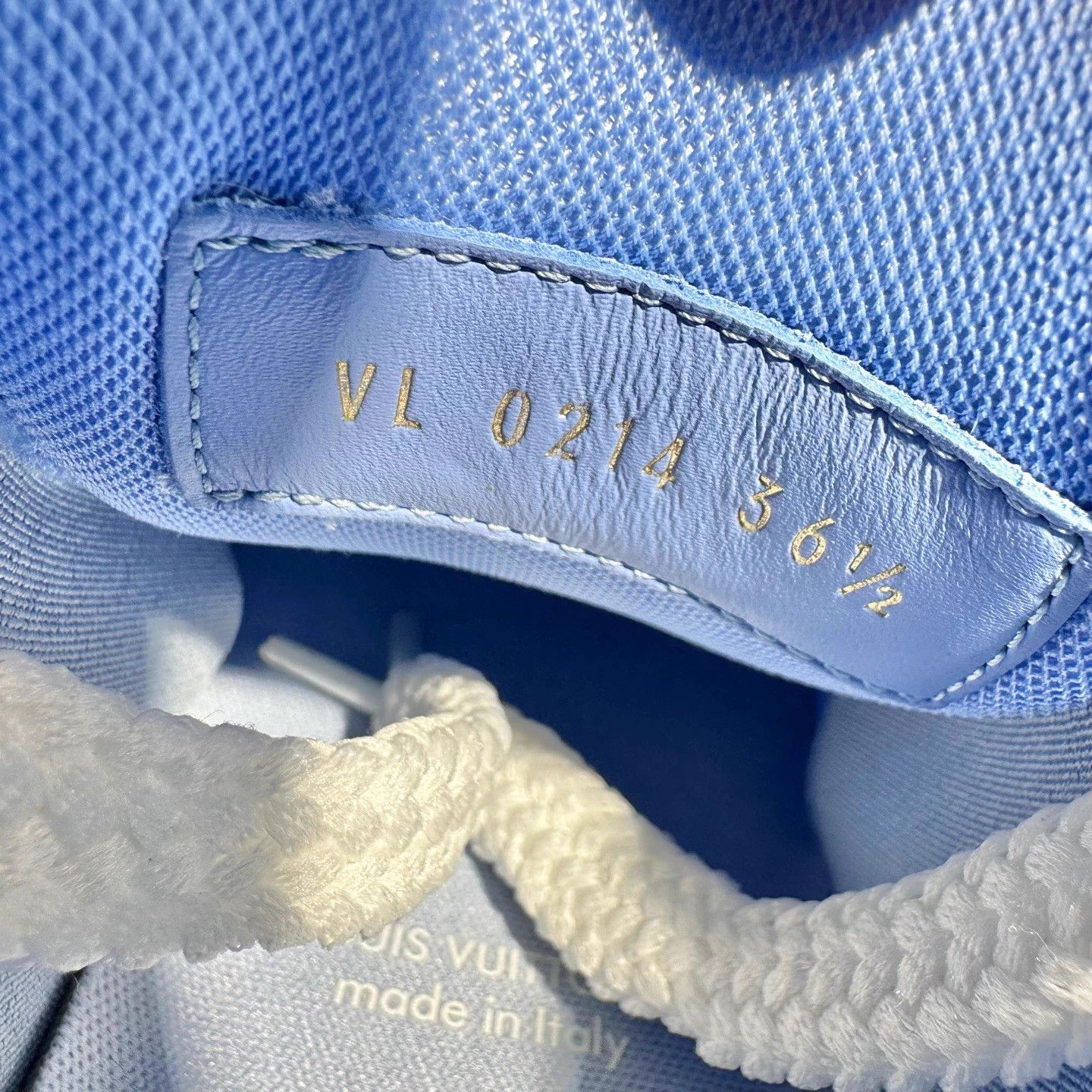 Louis Vuitton Louis Vuitton Trainer White Blue Pangding 36.5 EU new Size US 5.5 / IT 35.5 - 6 Thumbnail