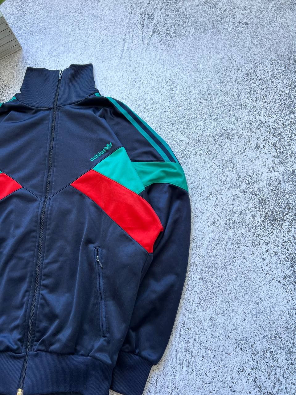 Adidas × Vintage Vintage Adidas Track Jacket Very Rare Retro Size US M / EU 48-50 / 2 - 16 Thumbnail