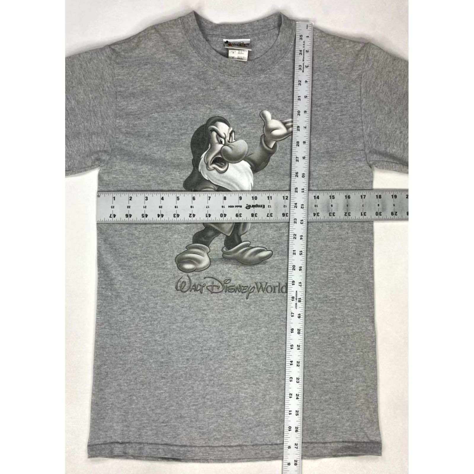 Disney VINTAGE Disney Grumpy Graphic T-shirt Men Small Gray Short Sleeve Size US S / EU 44-46 / 1 - 6 Thumbnail