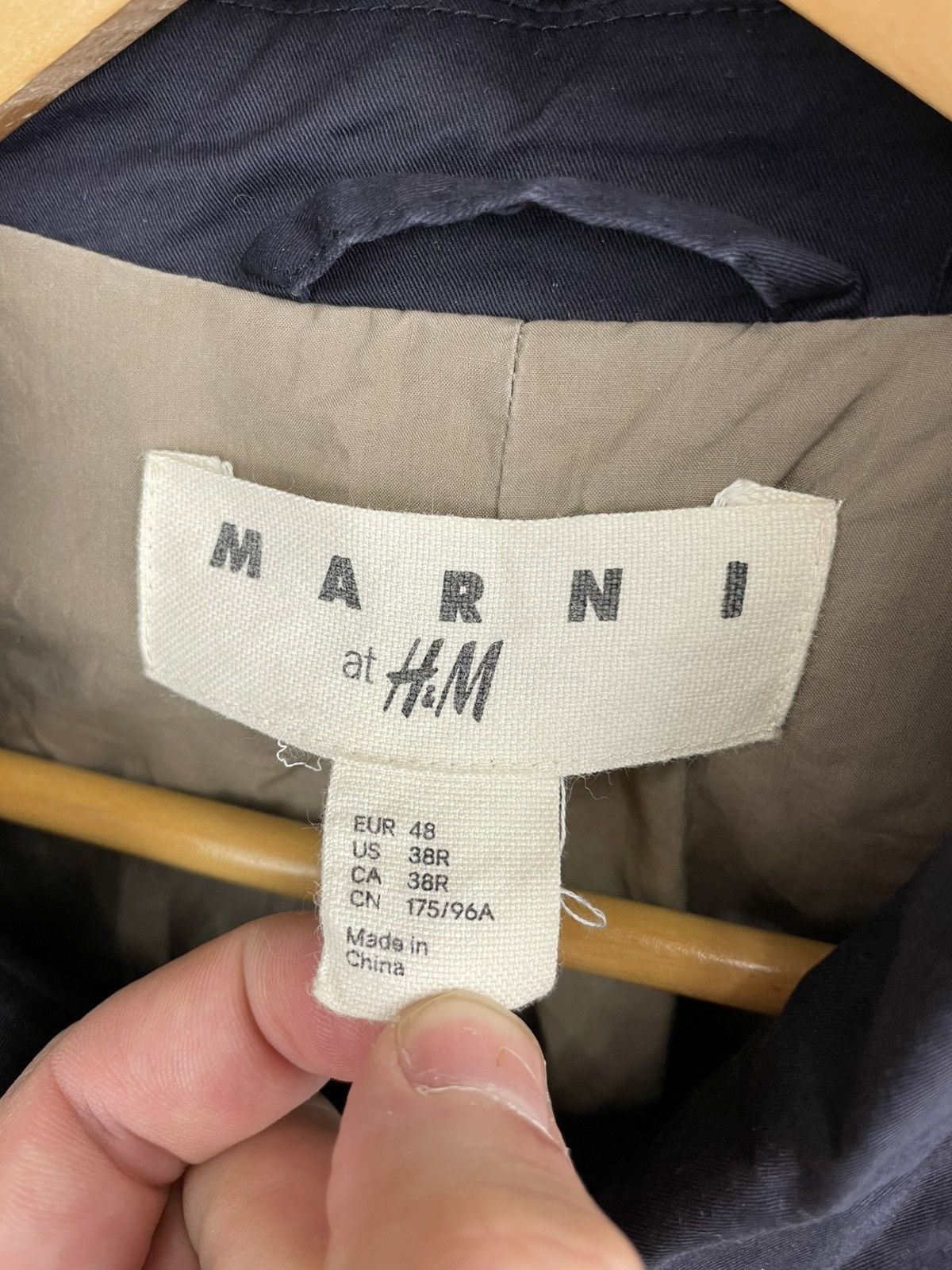 Marni Marni x HM light raincoat size M Size US M / EU 48-50 / 2 - 6 Thumbnail