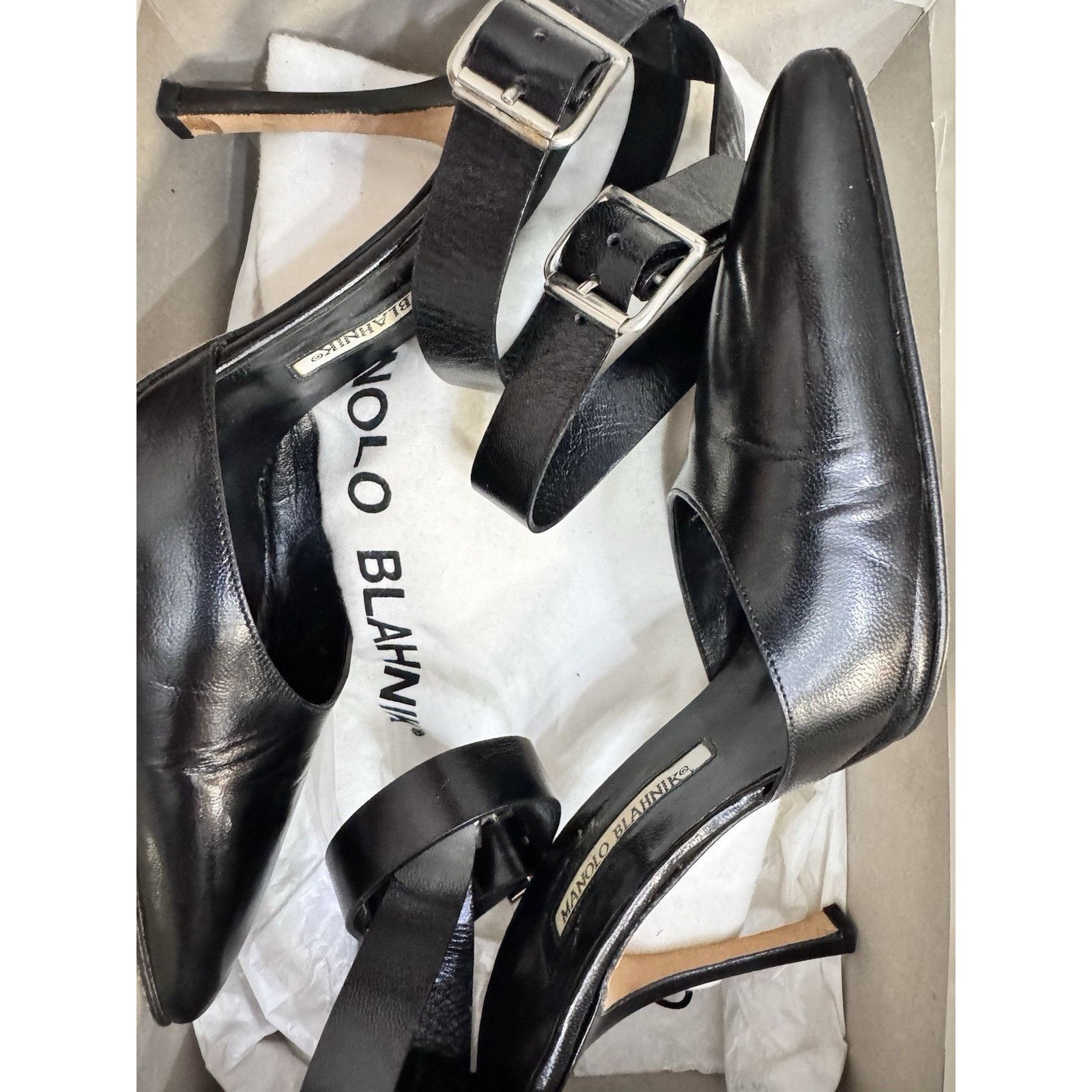 Manolo Blahnik MANOLO BLANHNIK NERO ANKLE STRAP BLACK LEATHER SHOES 8B Size US 7.5 / IT 37.5 - 5 Thumbnail