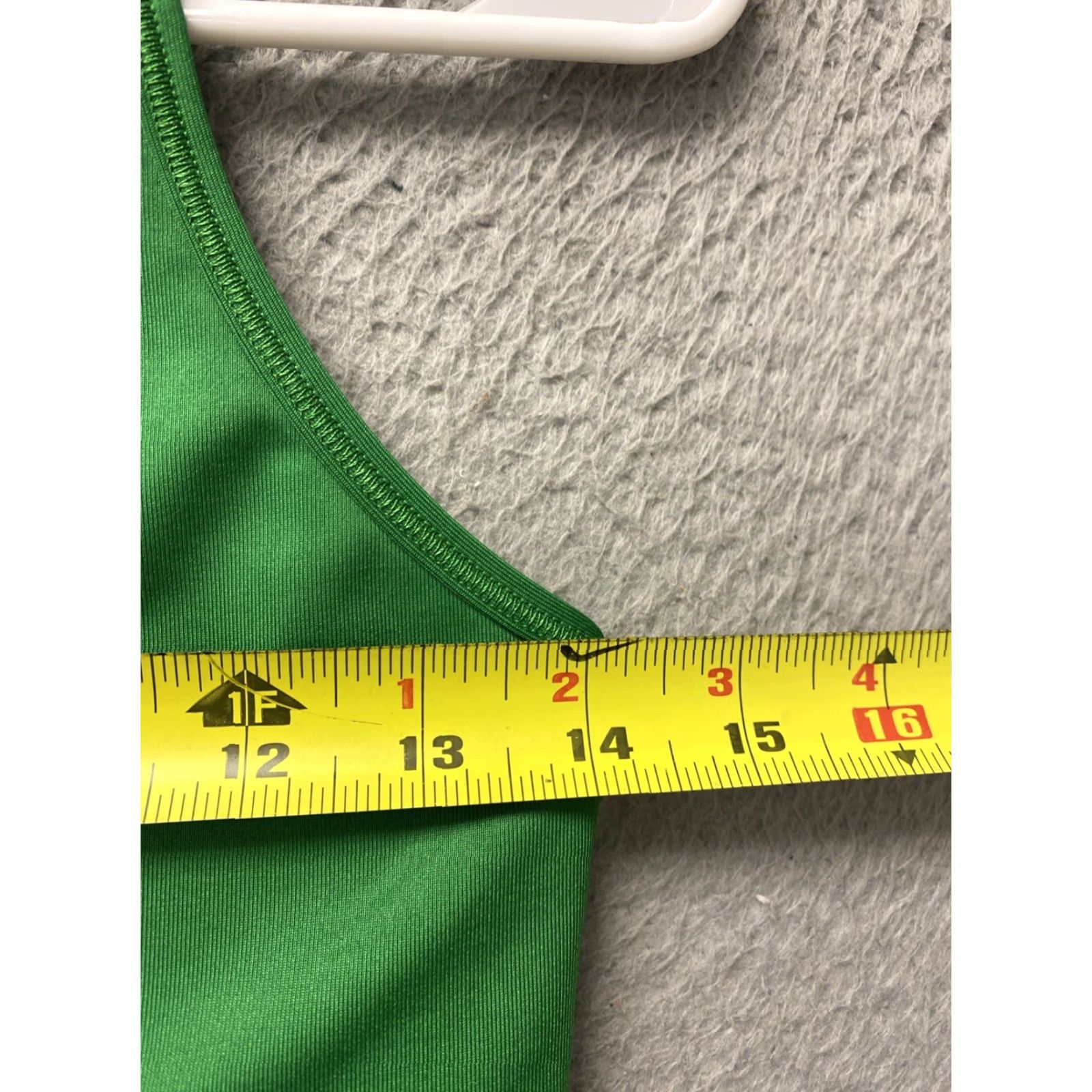 Nike VINTAGE Nike Sports Bra Top Womens M Green Dri-FIT Workout Gym Activewear Racerback Size M / US 6-8 / IT 42-44 - 4 Thumbnail