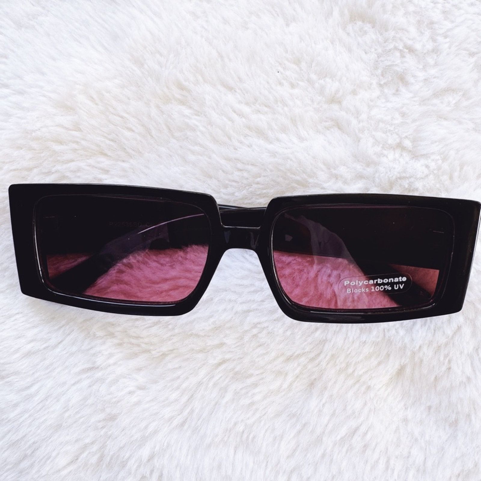 Other Aaron Black w/ Red Tint Rectangular Sunglasses Size ONE SIZE - 1 Thumbnail