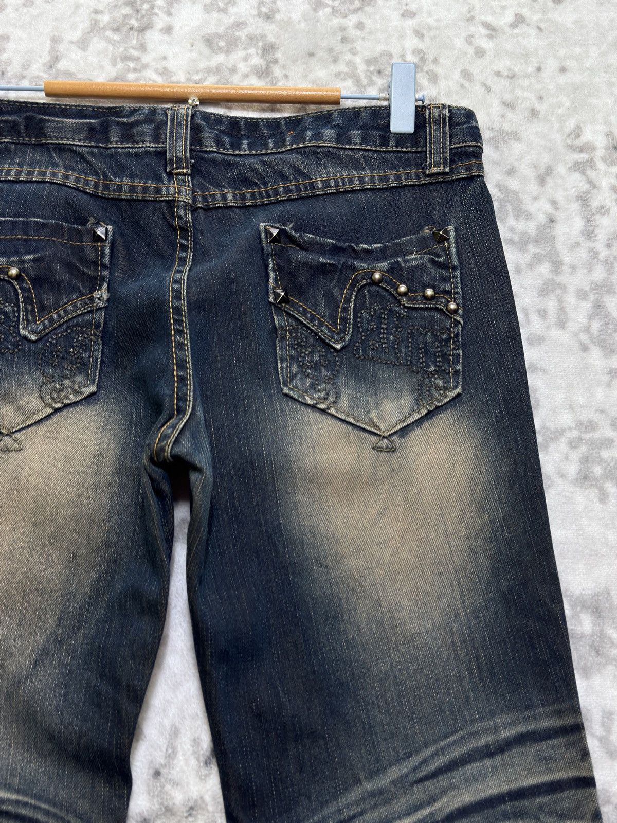 Japanese Brand Vintage X.M.H.L Y2K Mud Wash Studded Low Rise Flare Denim Size US 31 - 11 Thumbnail