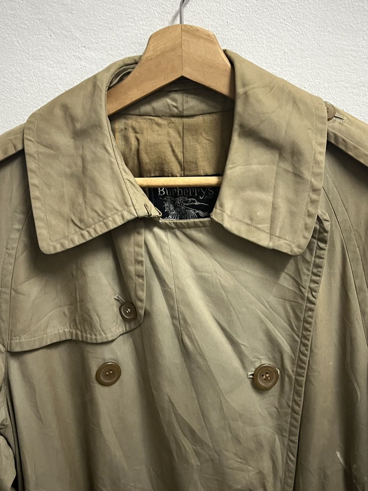 Burberry BURBERRY England Vintage tranch coat double breasted Size US M / EU 48-50 / 2 - 4 Thumbnail