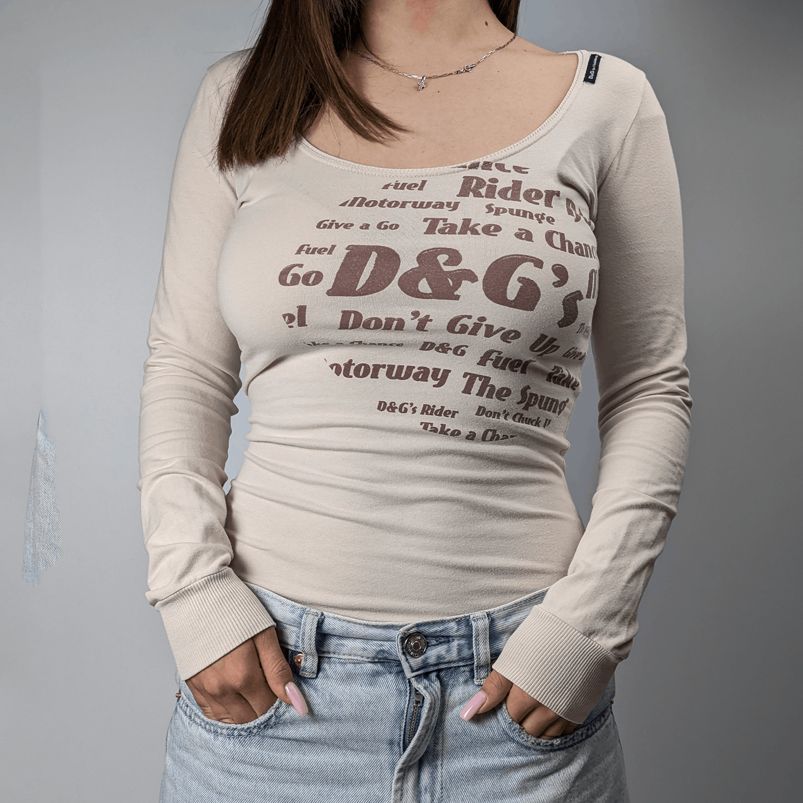Dolce & Gabbana Dolce Gabbana DG Vintage Y2K Big Logo Beige Blouse T Shirt M Size M / US 6-8 / IT 42-44 - 3 Thumbnail