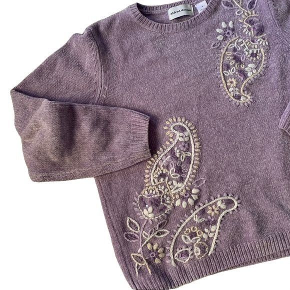 Vintage Vintage Pastel Lilac Paisley Embroidered Grandmacore Sweater Size S / US 4 / IT 40 - 2 Thumbnail