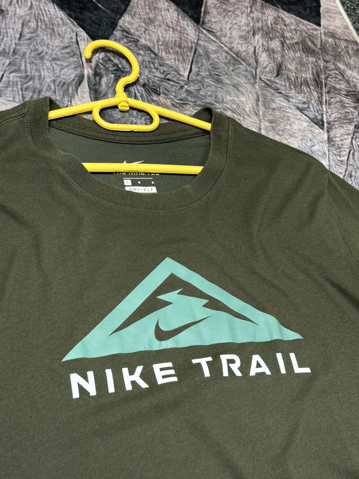 Nike Nike Trail Tee T-shirts Size L Size US L / EU 52-54 / 3 - 4 Thumbnail