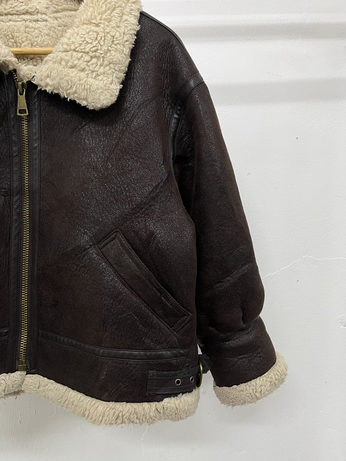 Buzz Rickson's Vintage B3 Shearling Military Faux Leather Jacket Size US M / EU 48-50 / 2 - 5 Thumbnail