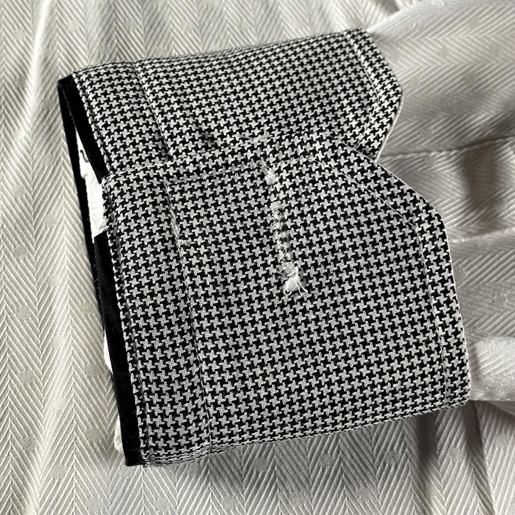 Vintage VINCENT BLACK Dress Shirt Mens M White Herringbone Dot Contrast Long Sleeve Size 40R - 2 Thumbnail