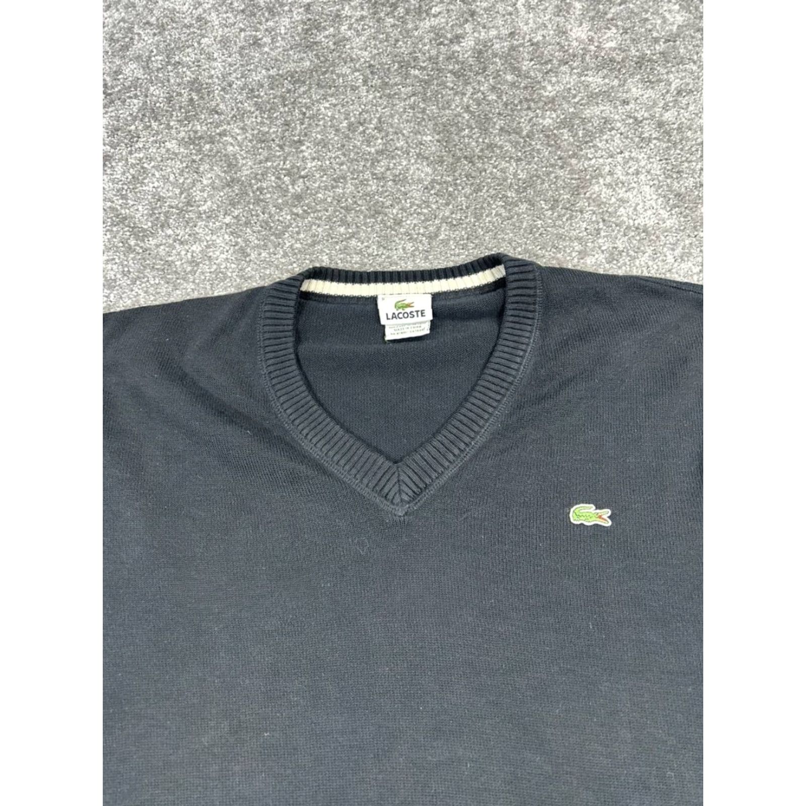 Lacoste Lacoste Sweater Mens L Black Cotton Knit Pullover V-Neck Logo Solid Knit Winter Casual Mens Size US L / EU 52-54 / 3 - 2 Thumbnail