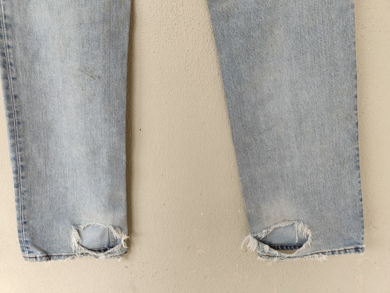 Levi's Vintage Levi's Distressed Denim Size US 30 / EU 46 - 7 Thumbnail