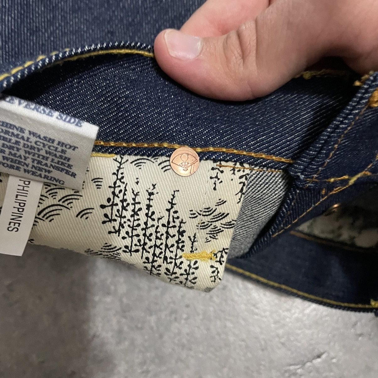 Evisu × Japanese Brand × RMC Jeans Red Monkey Company Jeans Baggy Fit Pocket Logo Size US 40 / EU 56 - 7 Thumbnail