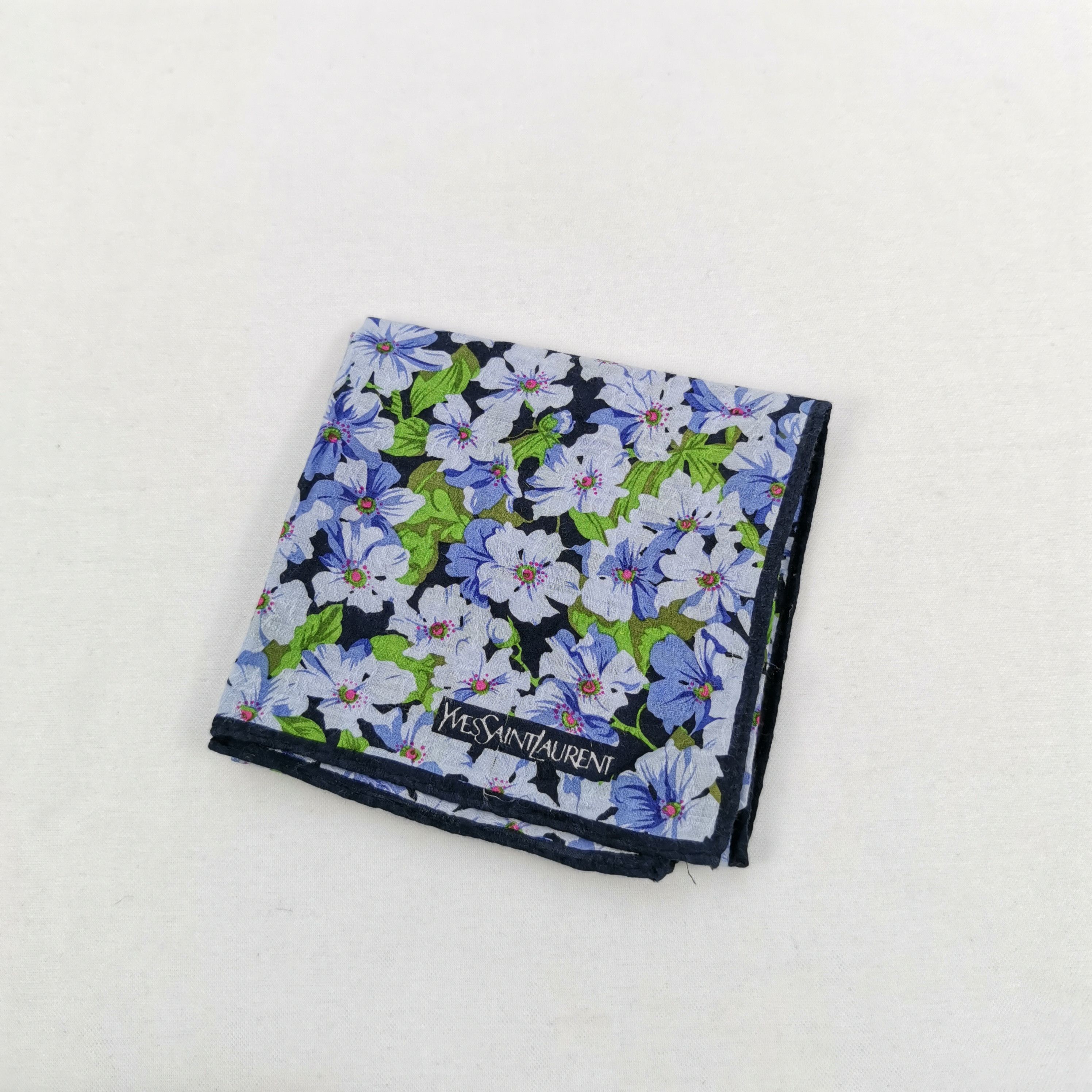 Vintage Vintage Yves Saint Laurent Handkerchief 56789 Size ONE SIZE - 4 Thumbnail