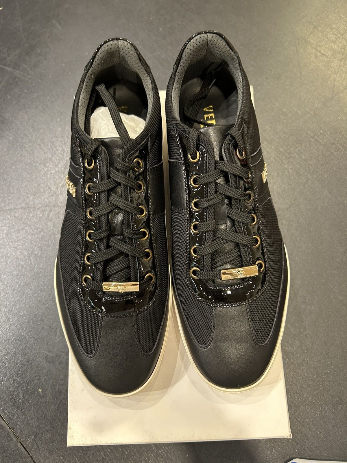 Versace Versace Low Top Sneakers Size US 11.5 / EU 44-45 - 4 Thumbnail