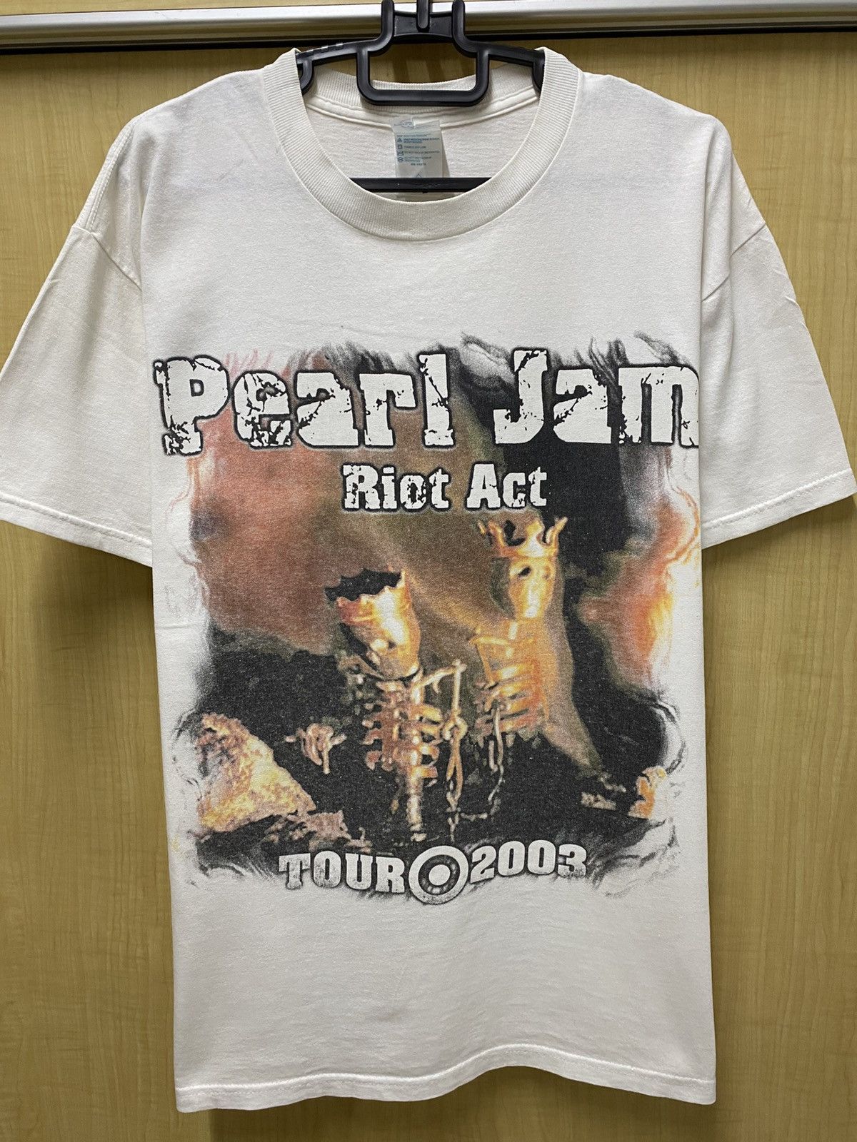 Band Tees Vintage Pearl Jam Riot Act Tour 2003 Tee🔥 Size US L / EU 52-54 / 3 - 2 Thumbnail