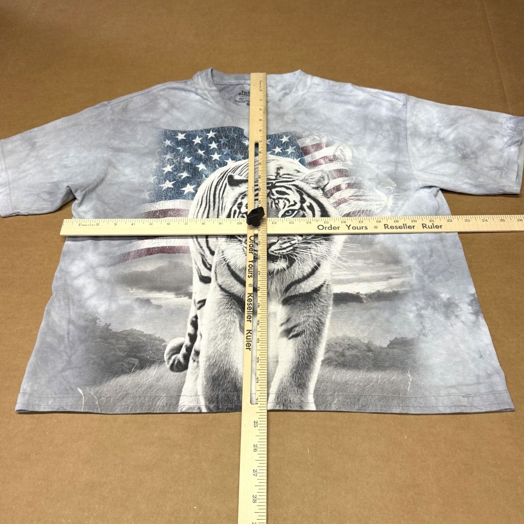 The Mountain The Mountain Mens Large Gray USA Flag Shirt - Patriotic Graphic Tee Size US L / EU 52-54 / 3 - 6 Thumbnail
