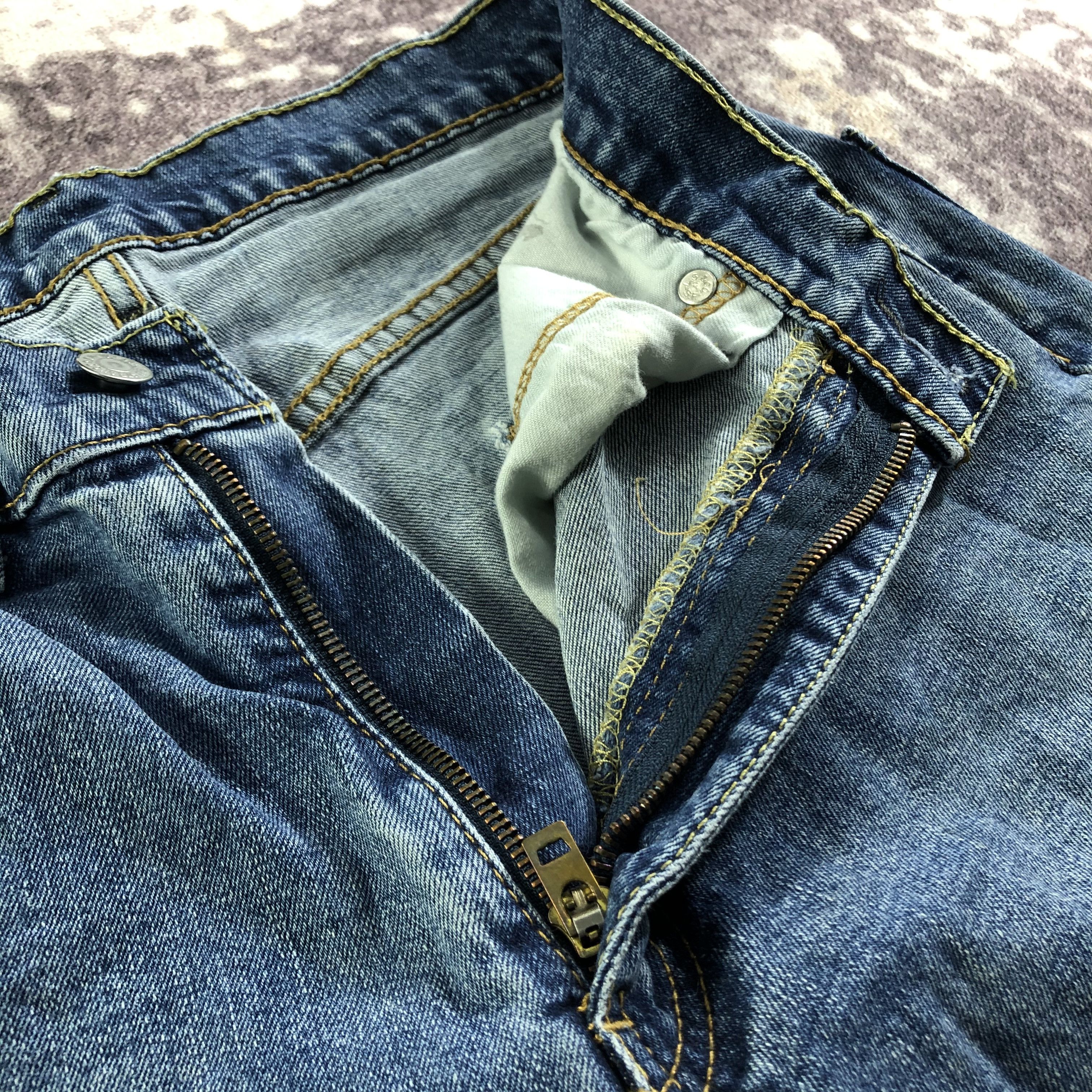 Levi's × Vintage Vintage Blue Wash Levis 550 Jeans-JM3358 Size US 30 / EU 46 - 8 Thumbnail