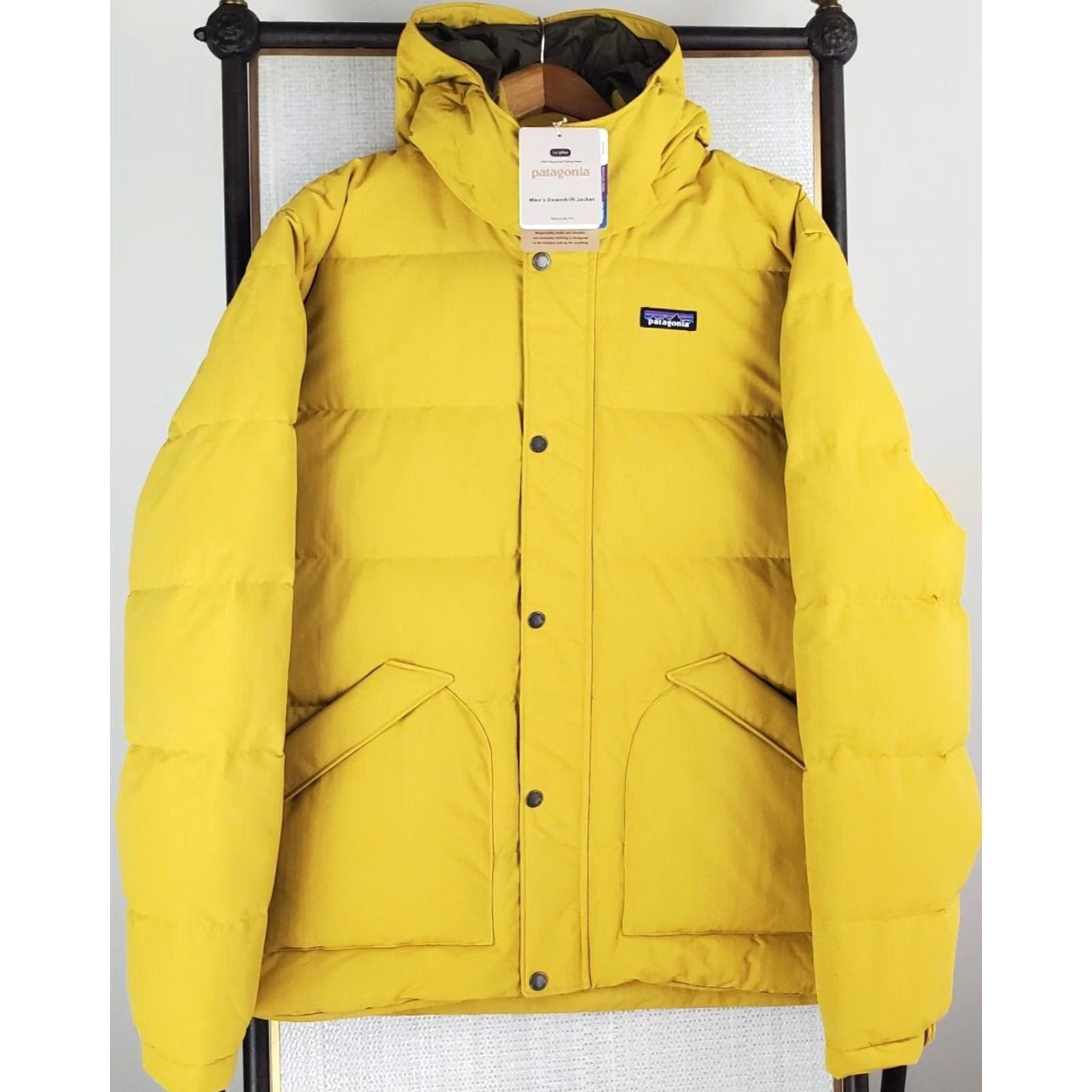 Patagonia PATAGONIA Jacket Mens 600 Down Hooded Downdrift Large Yellow Cabin Gold Winter Down Jacket Coat Size US L / EU 52-54 / 3 - 5 Thumbnail