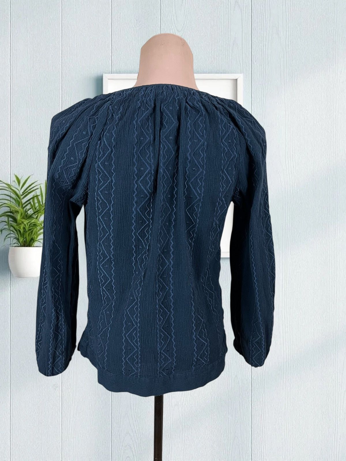A.P.C. A.P.C. navy blouse size 38 / M Size M / US 6-8 / IT 42-44 - 3 Thumbnail