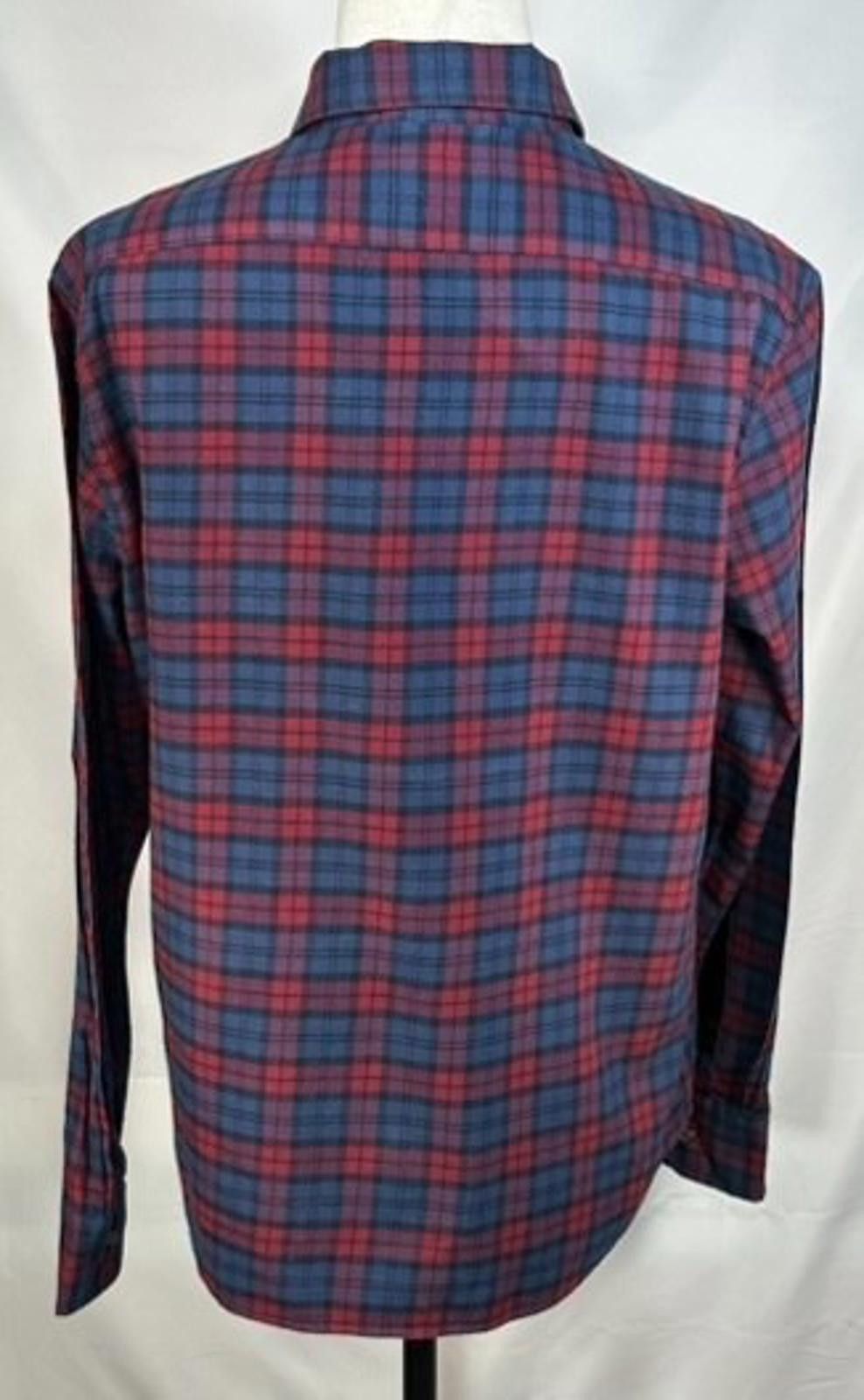 Banana Republic Banana Republic Untucked Fit Plaid Button Up Red/Blue Mens L Size US L / EU 52-54 / 3 - 2 Thumbnail