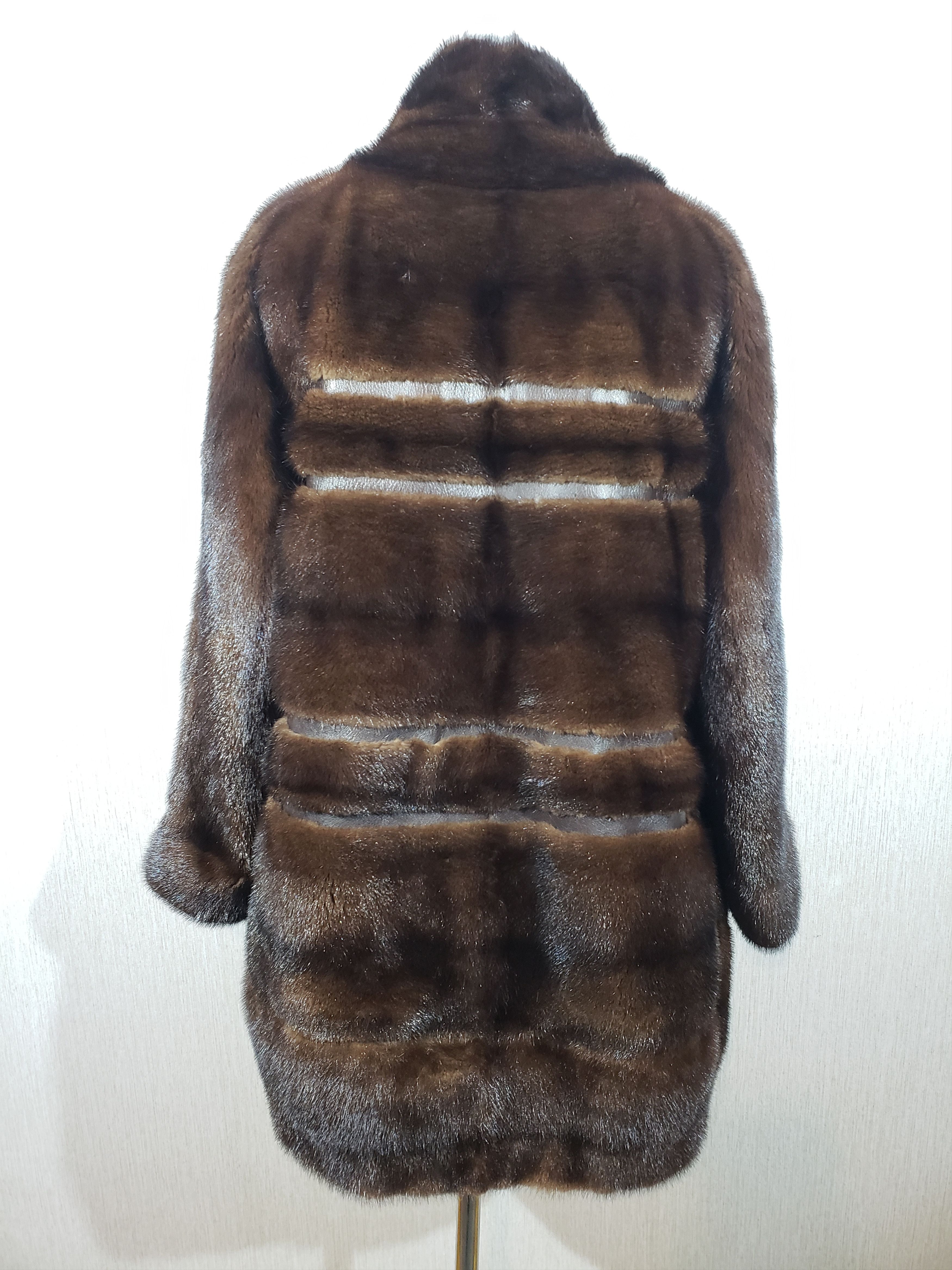 Other Stylish women's mink coat. Size XXL / US 16-18 / IT 52-54 - 3 Thumbnail