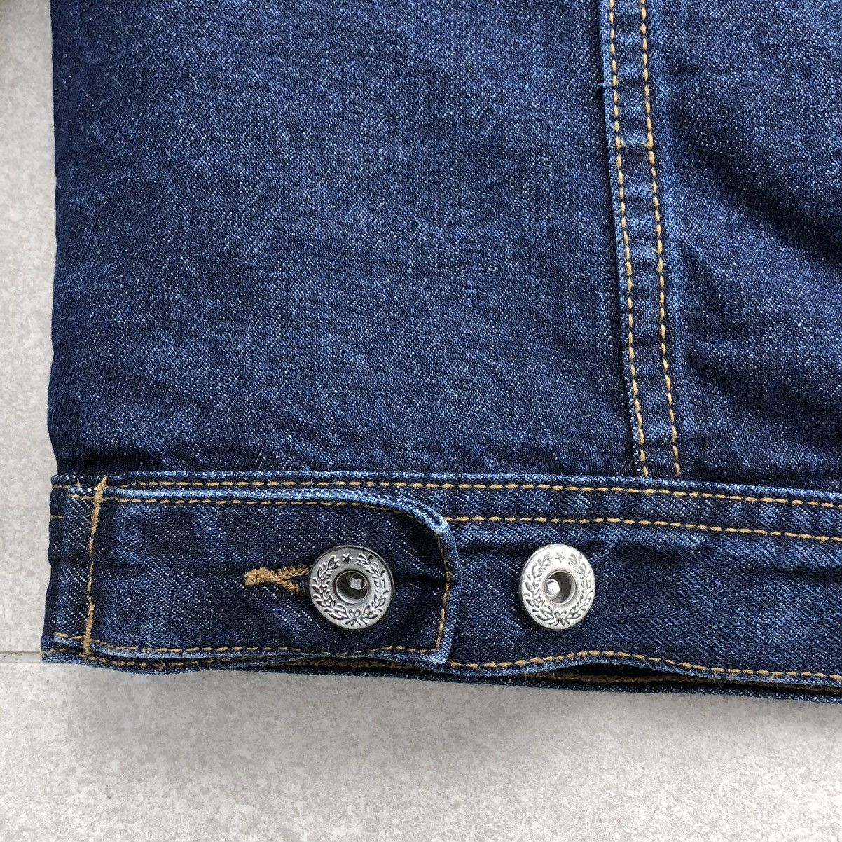 Japanese Brand Nylous Denim Sherpa Trucker Jacket Size US L / EU 52-54 / 3 - 12 Thumbnail