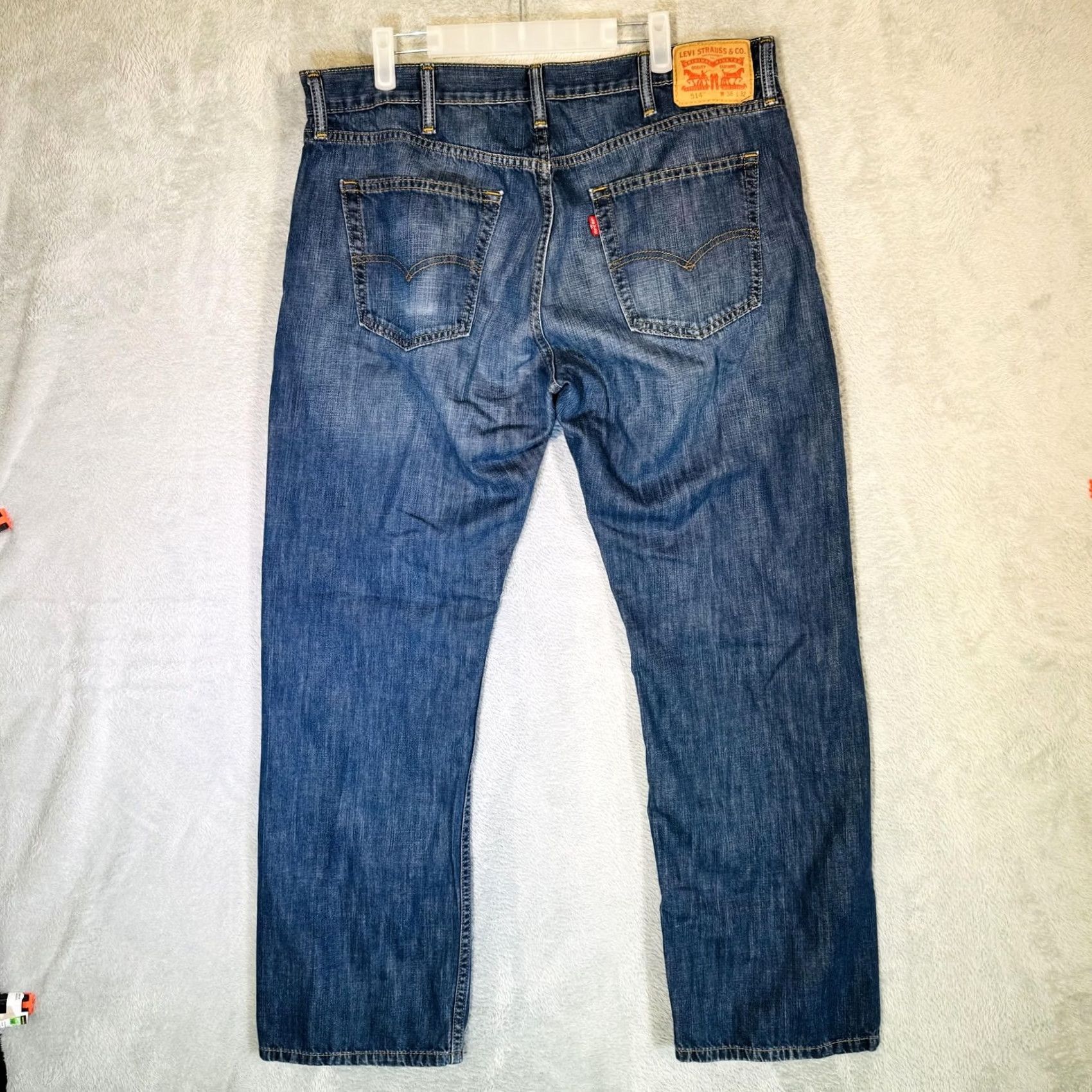 Levi's Levi's 514 Jeans Mens 38x32 Blue Medium Wash Straight Denim Zip Fly Regular Fit 5-Pocket World USA Leather Patch Logo Vintage: No Size US 38 / EU 54 - 7 Thumbnail