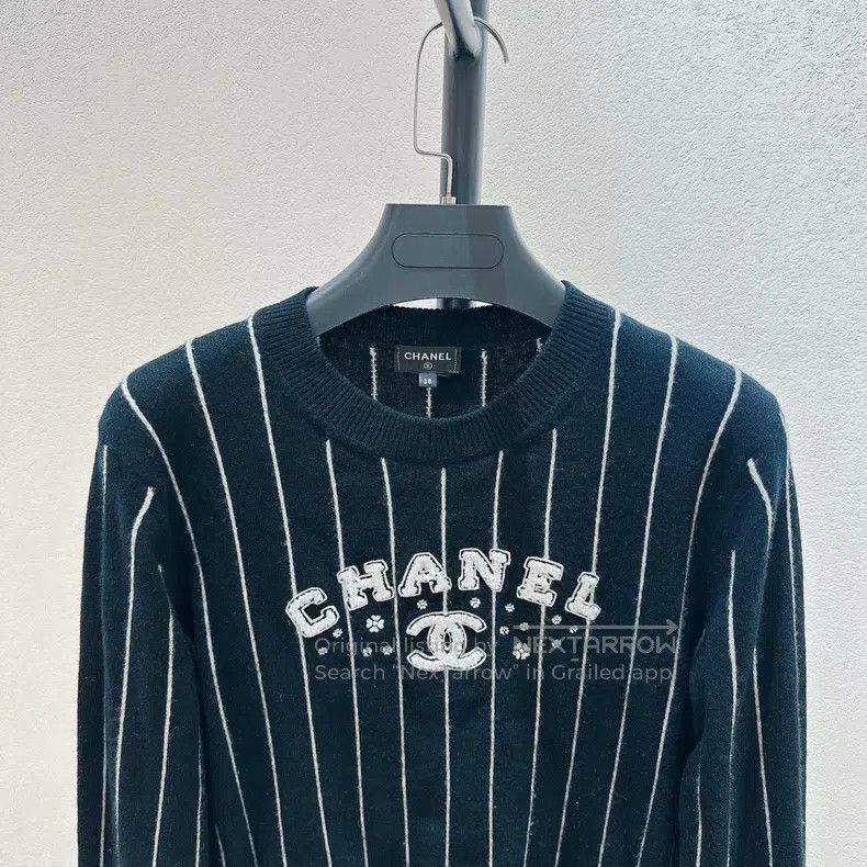 Chanel Chanel 23P black vertical striped cashmere shirt round-nec Size XS / US 0-2 / IT 36-38 - 3 Thumbnail