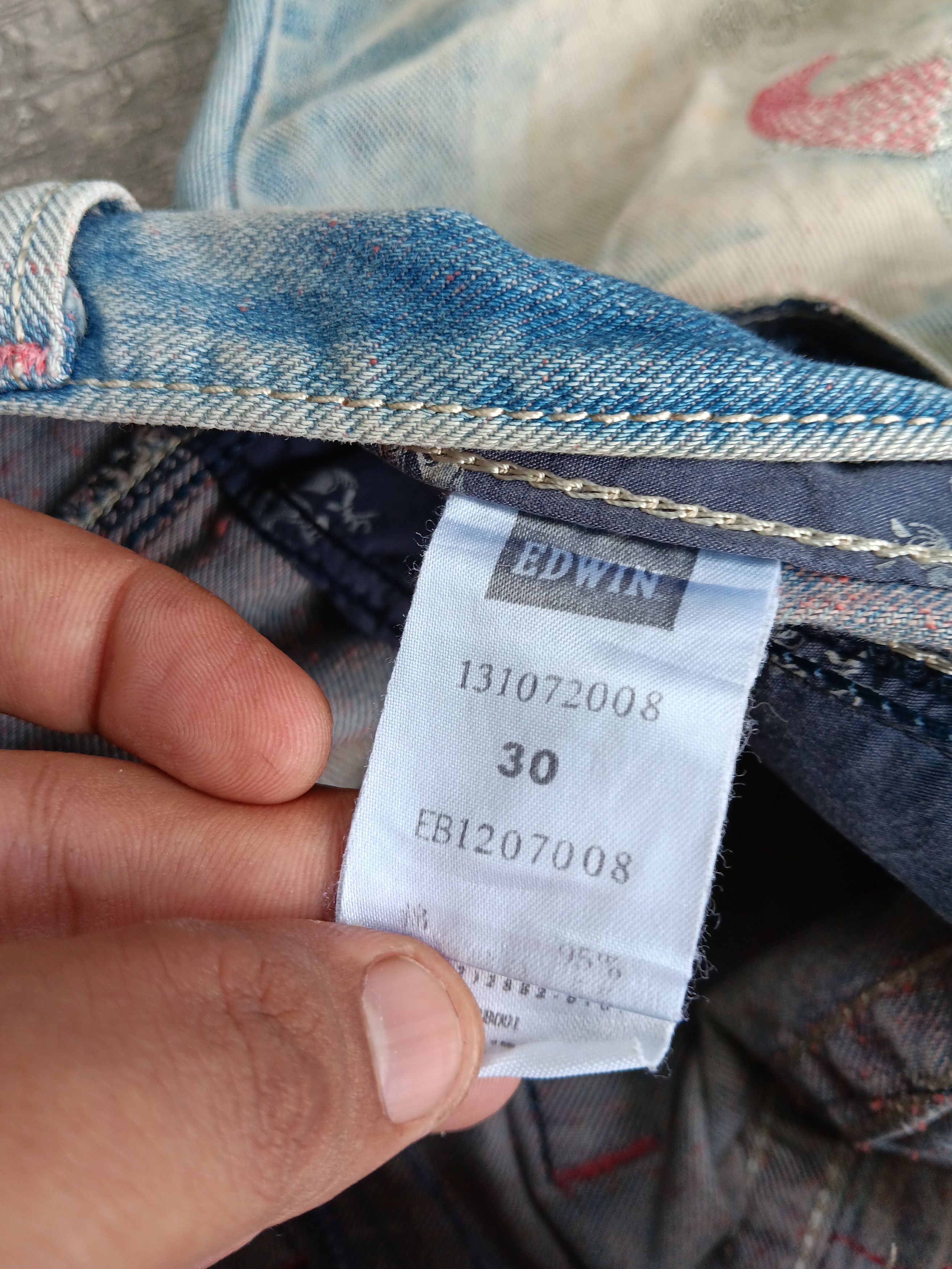 Edwin × Japanese Brand Edwin japan pabric koi embroidered mud wash jeans Size US 31 - 8 Thumbnail