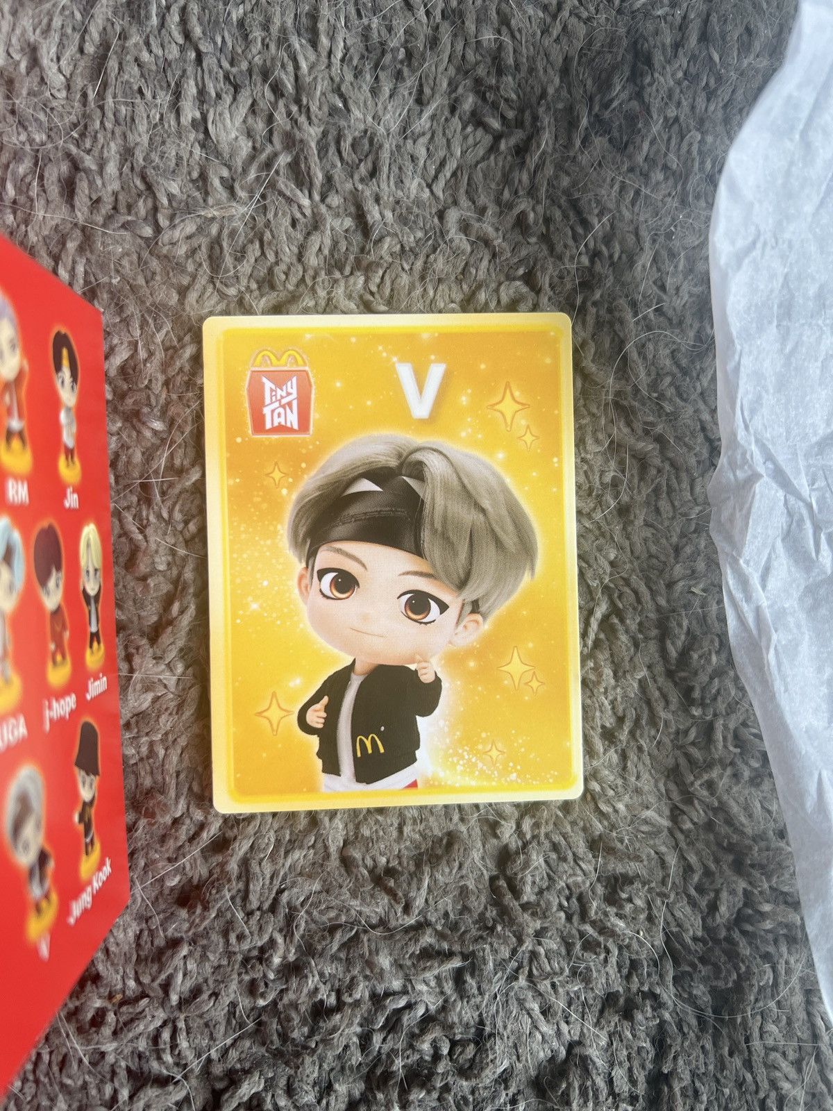 Hypebeast 2025 McDonald’s TinyTAN V Figure Size ONE SIZE - 5 Thumbnail