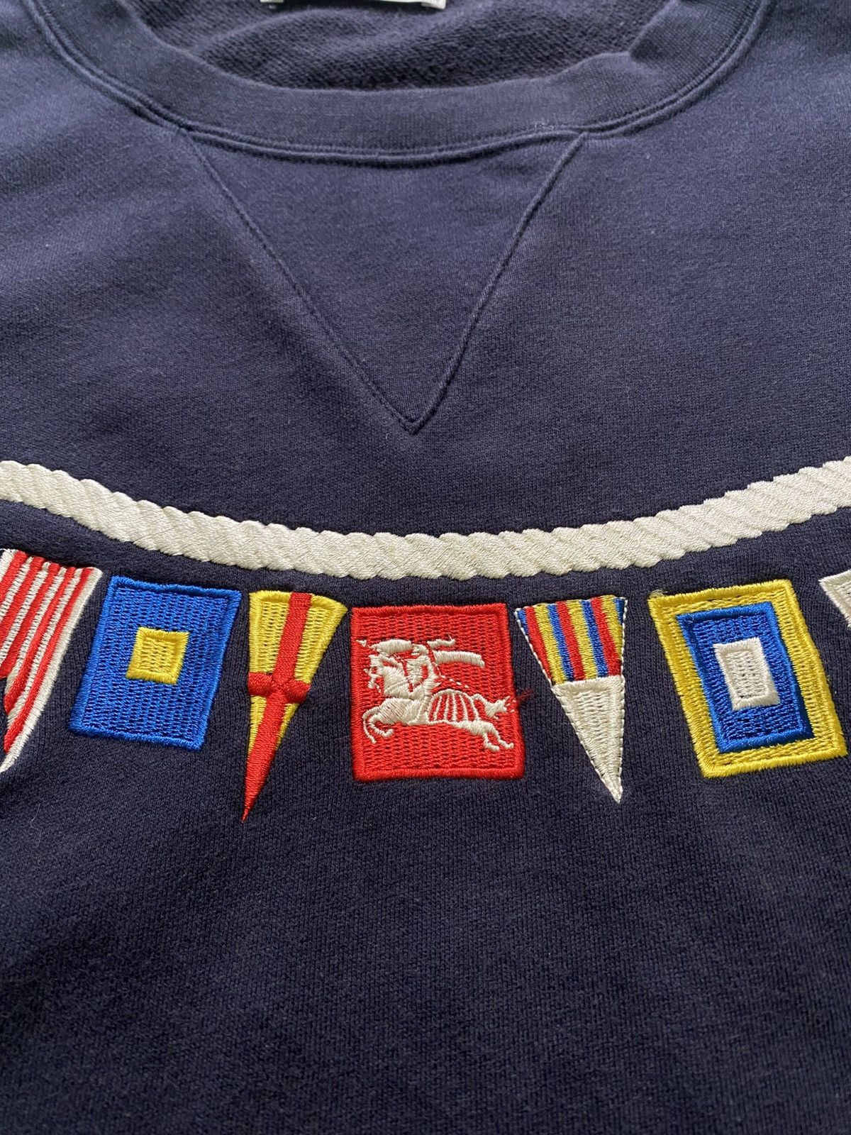 Burberry Vintage Burberrys Embroidery Rainbow Flag Pullover Size US L / EU 52-54 / 3 - 4 Thumbnail