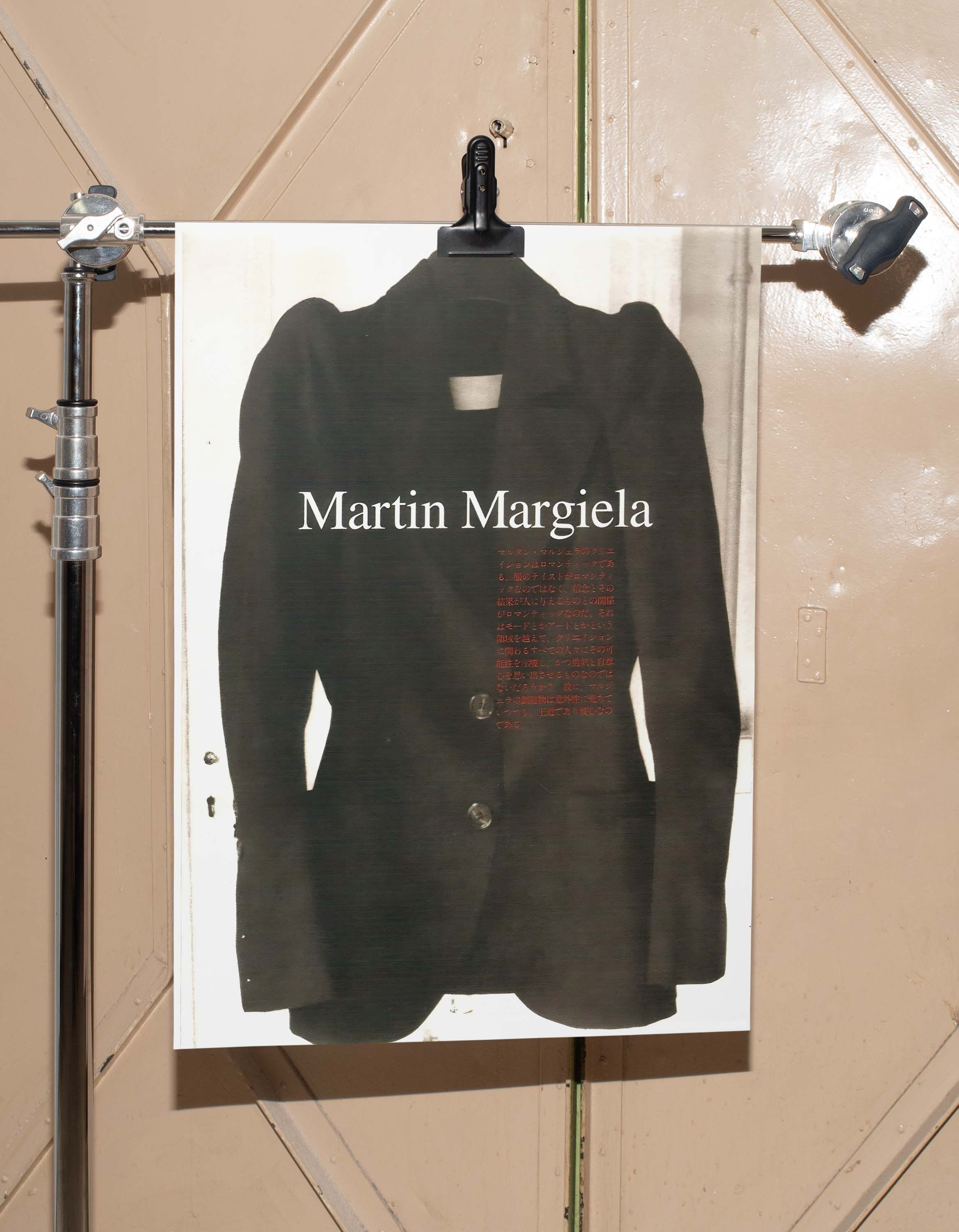 Maison Margiela Maison Margiela Tabi Shoes Poster Gift Vintage Book Size ONE SIZE - 4 Thumbnail