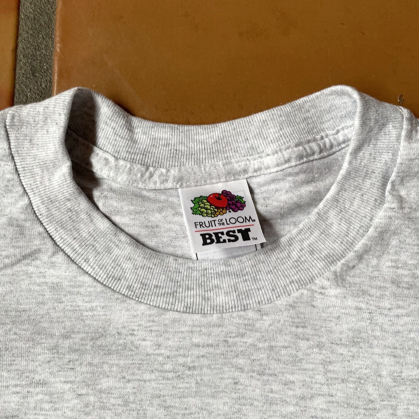 Fruit Of The Loom VINTAGE Fruit Of The Loom Men’s Medium Gray T Shirt St. Patrick’s Day 5k 2003 Size US M / EU 48-50 / 2 - 4 Thumbnail