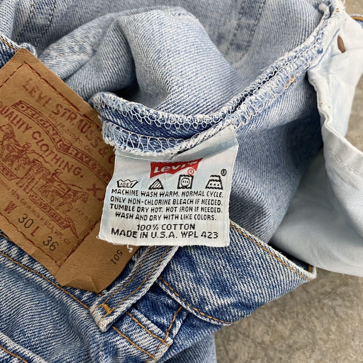 Levi's Size 29x36 Vintage 1997 Levis 501 Faded Blue Denim Jeans Size US 29 - 24 Thumbnail