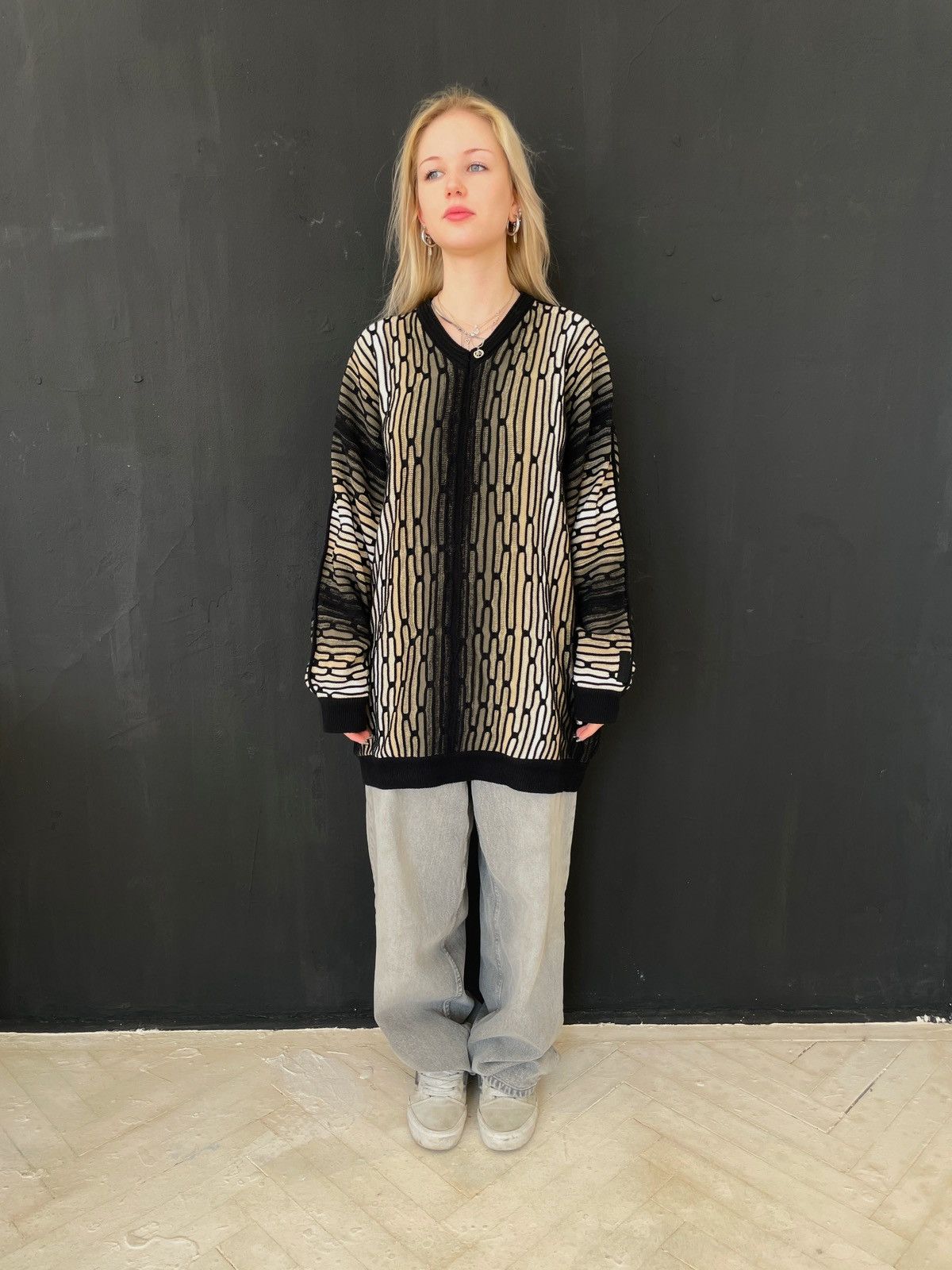 Carlo Colucci 🔥 90s Carlo Colucci 3D Pattern Knit Sweater XXL Coogi Style Size US XXL / EU 58 / 5 - 1 Thumbnail