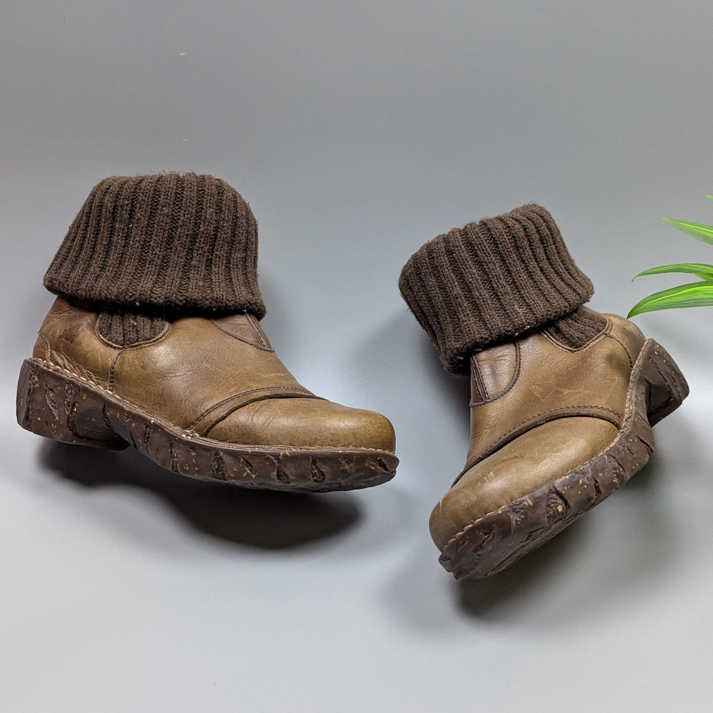 Vintage El Naturalista Yggdrasil Brown Leather Fold Over Ankle Boots Size US 6 / IT 36 - 7 Thumbnail