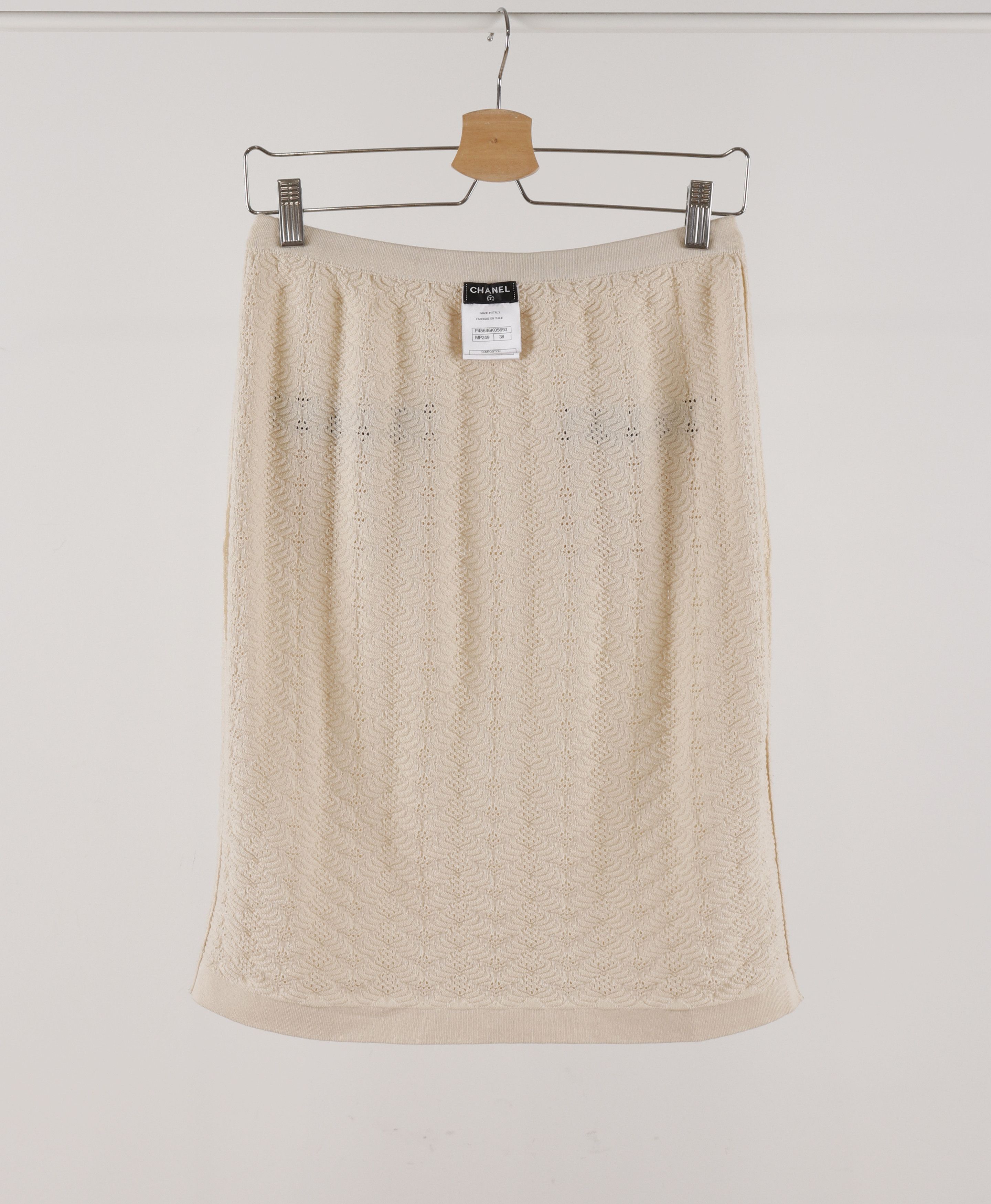 Chanel Chanel Cream Knitted Midi Skirt with Navy Pocket Size 38 Size 26" / US 2 / IT 38 - 7 Thumbnail