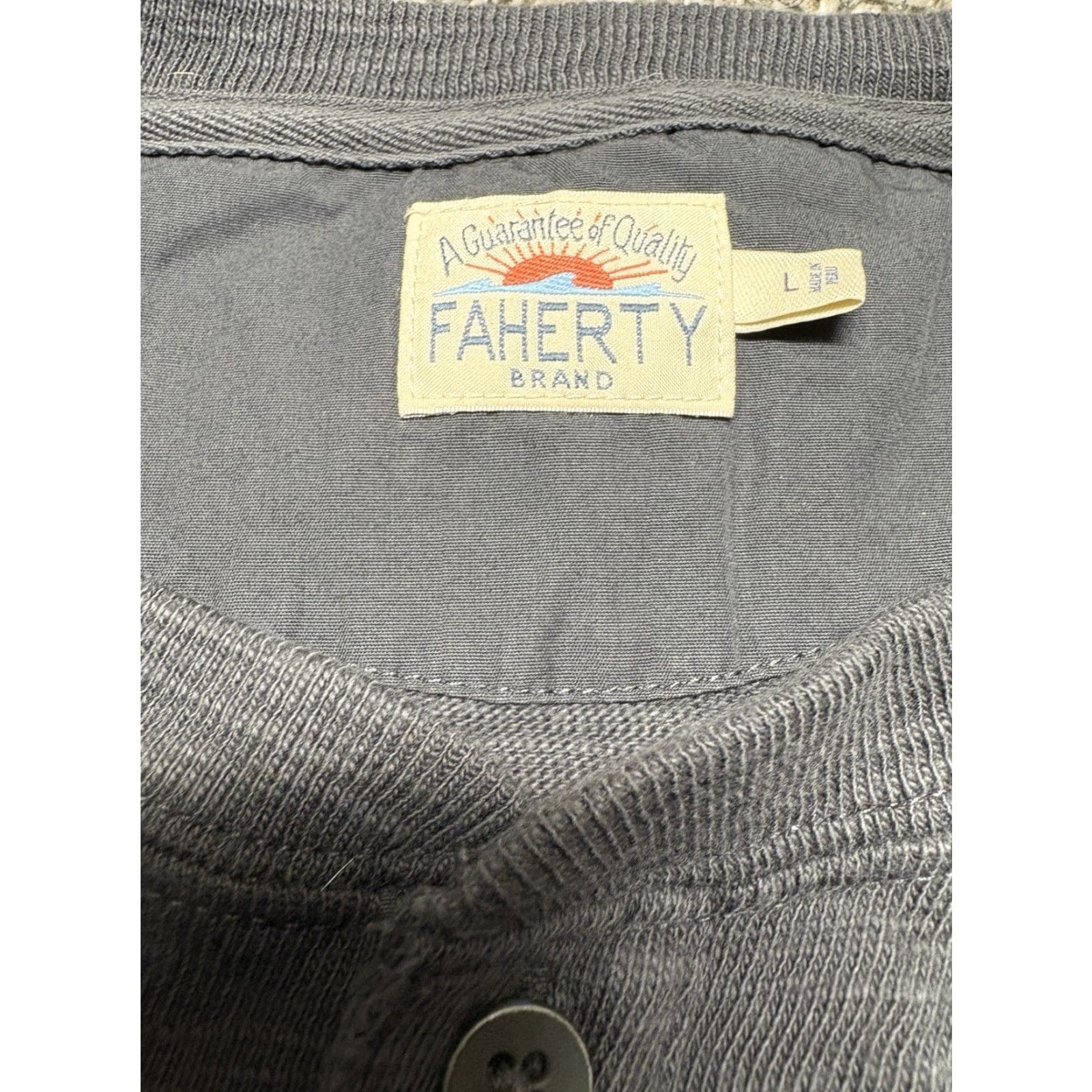Faherty Faherty Henley Waffle Knit Thermal Shirt Mens Large Cotton Heather Gray Thick Shirt Mens Large Gray Thermal Henley Waffle Knit Faherty Size US L / EU 52-54 / 3 - 7 Thumbnail