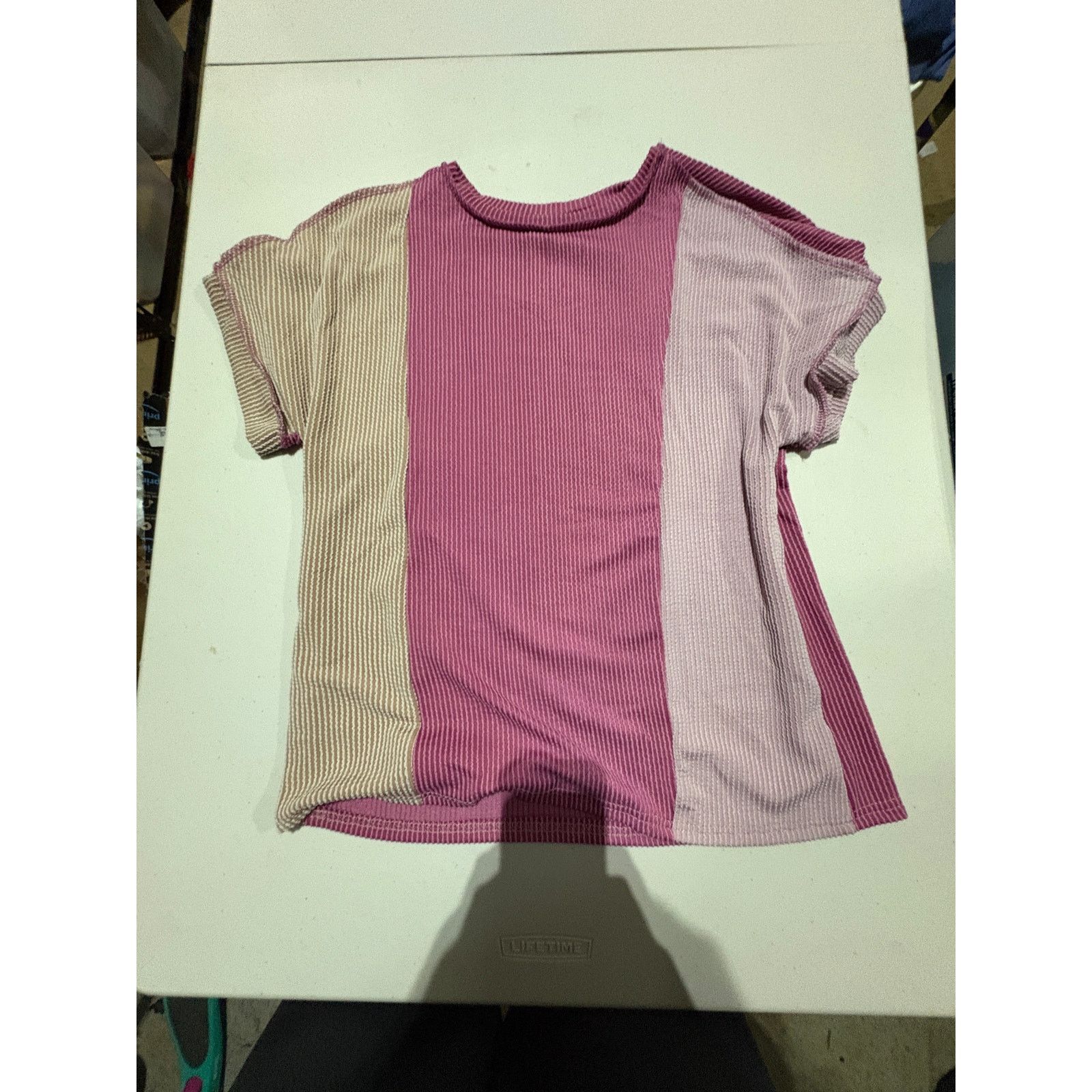 Shein SHEIN Women’s Size 8 Colorblock Ribbed Top Pink Short Sleeve Size L / US 10 / IT 46 - 2 Thumbnail