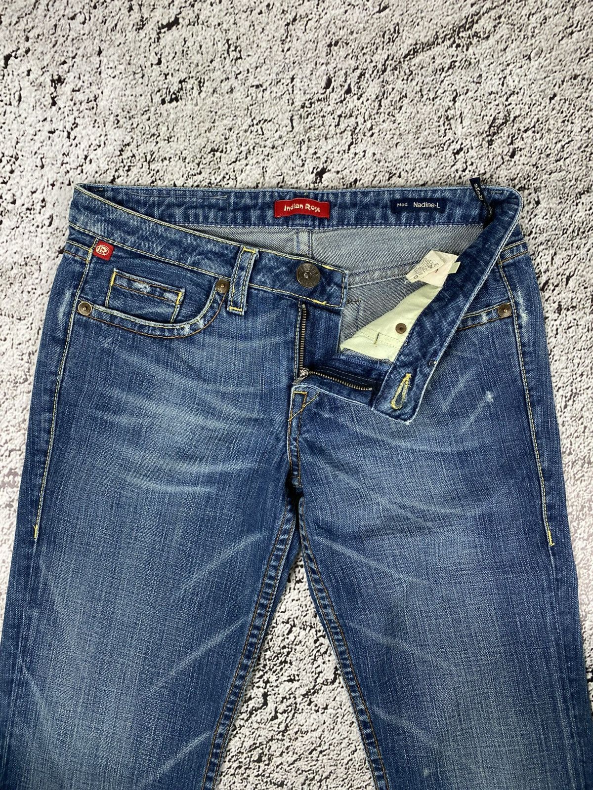 Vintage Vintage Y2K 00s style bootcut faded jeans streetwear Size 30" / US 8 / IT 44 - 2 Thumbnail