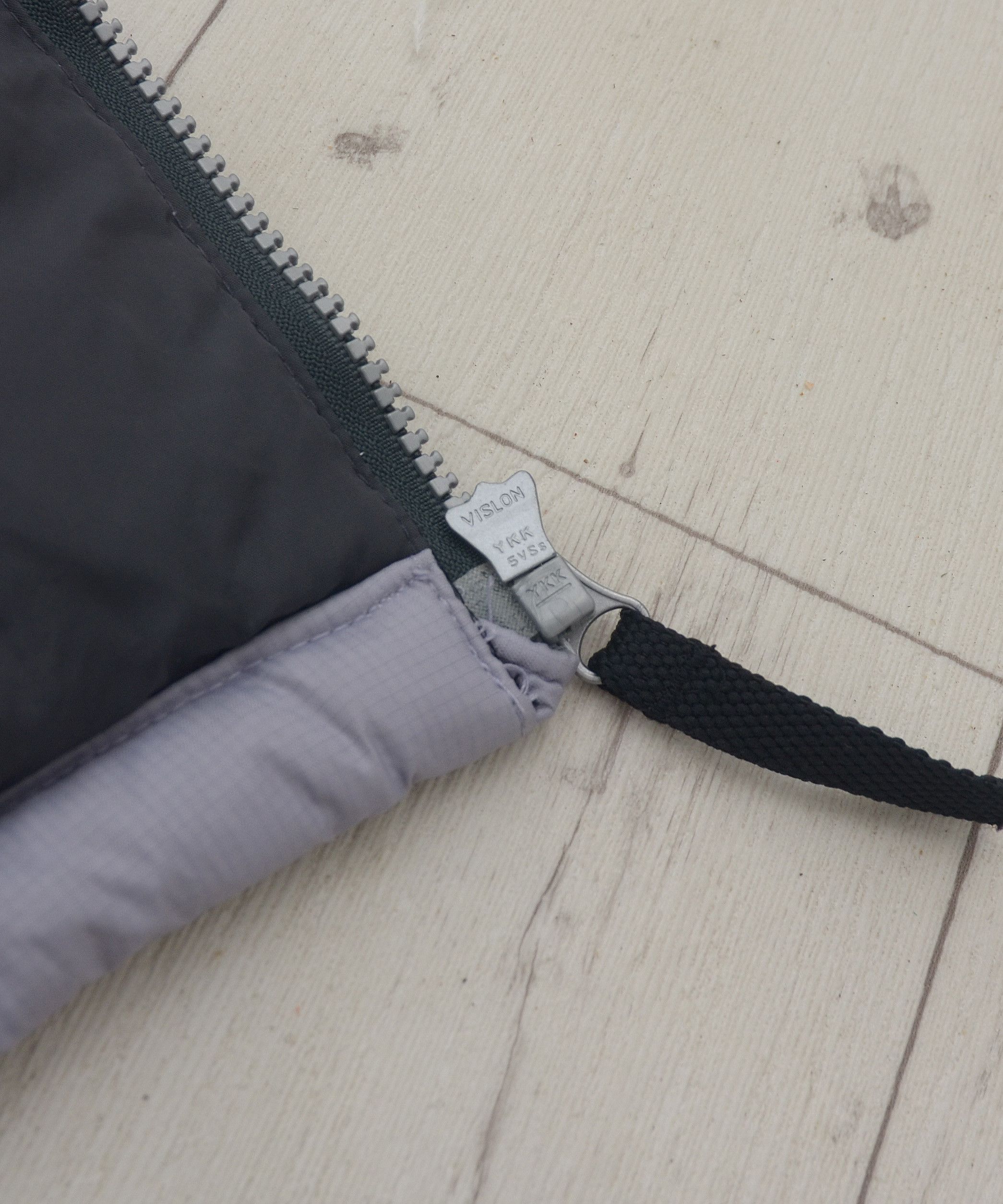 Goretex × Helly Hansen Helly Hansen Puffer Down Jacket Oversised Nylon Winter Size L / US 10 / IT 46 - 12 Thumbnail
