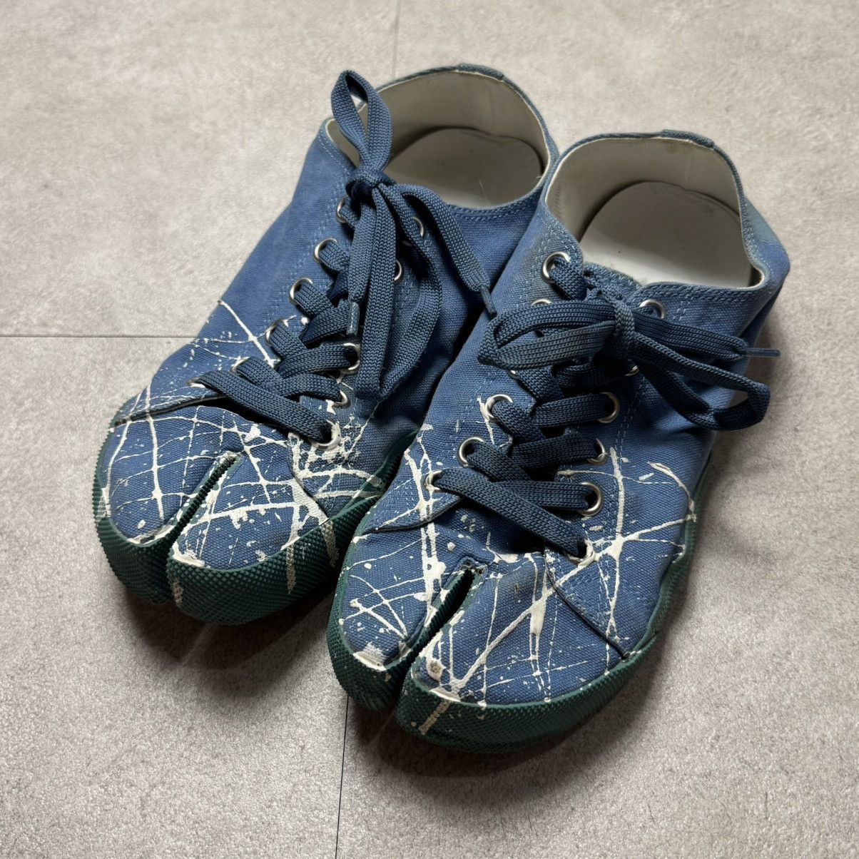 Maison Margiela Maison Margiela 22 Tabi Low Paint sneakers Size US 7 / EU 40 - 1 Thumbnail