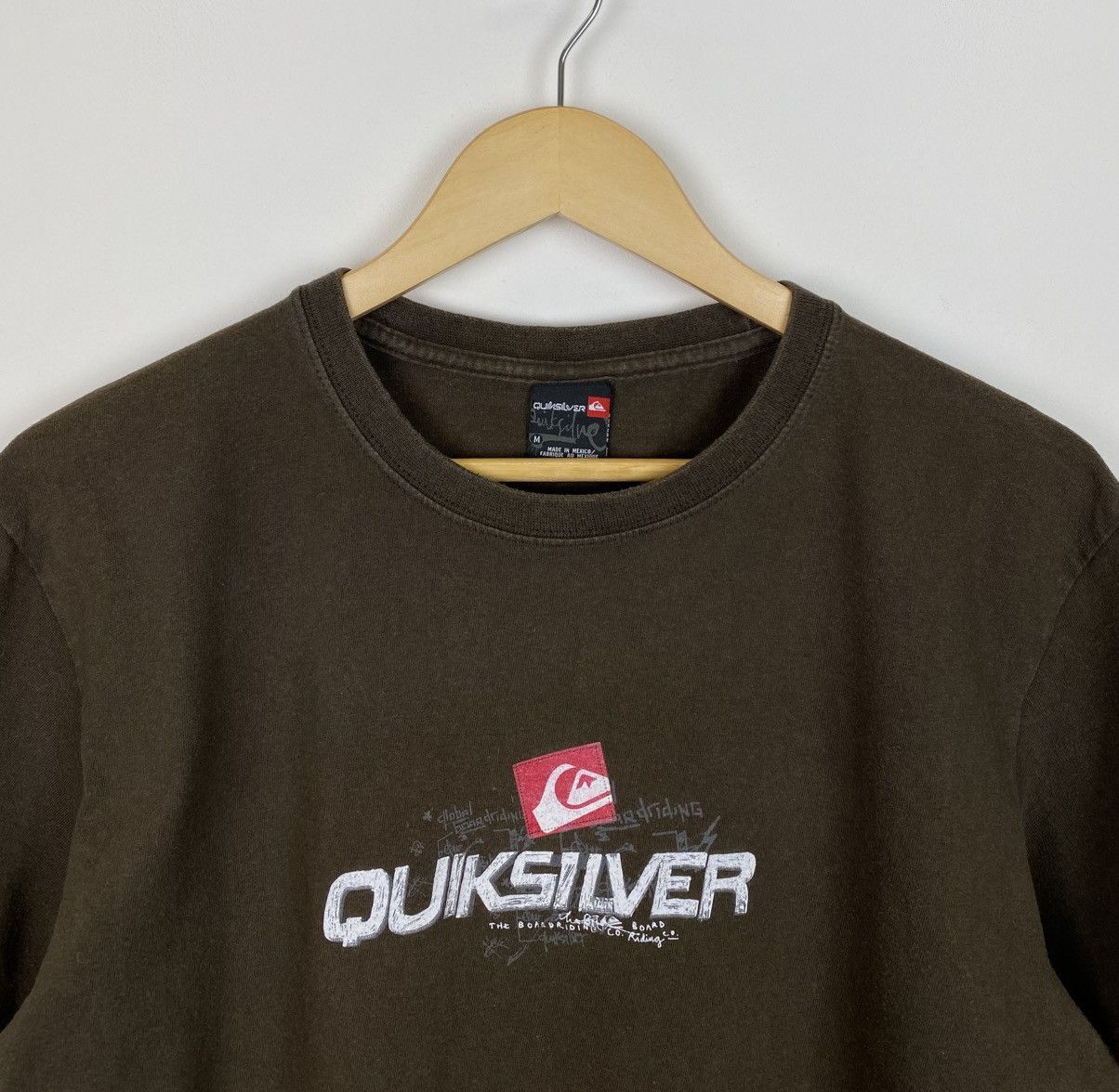 Quiksilver Vintage Quiksilver Surf Logo T-Shirt Size M Short Sleeve Top Size US M / EU 48-50 / 2 - 2 Thumbnail