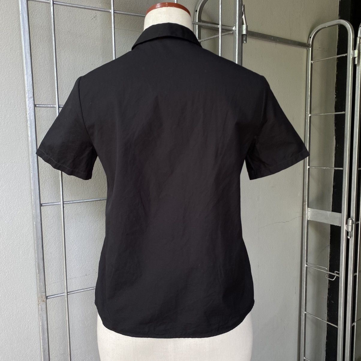 Designer ANTONIO PERNAS Black Short-Sleeve Collared Blouse Size XS / US 0-2 / IT 36-38 - 3 Thumbnail