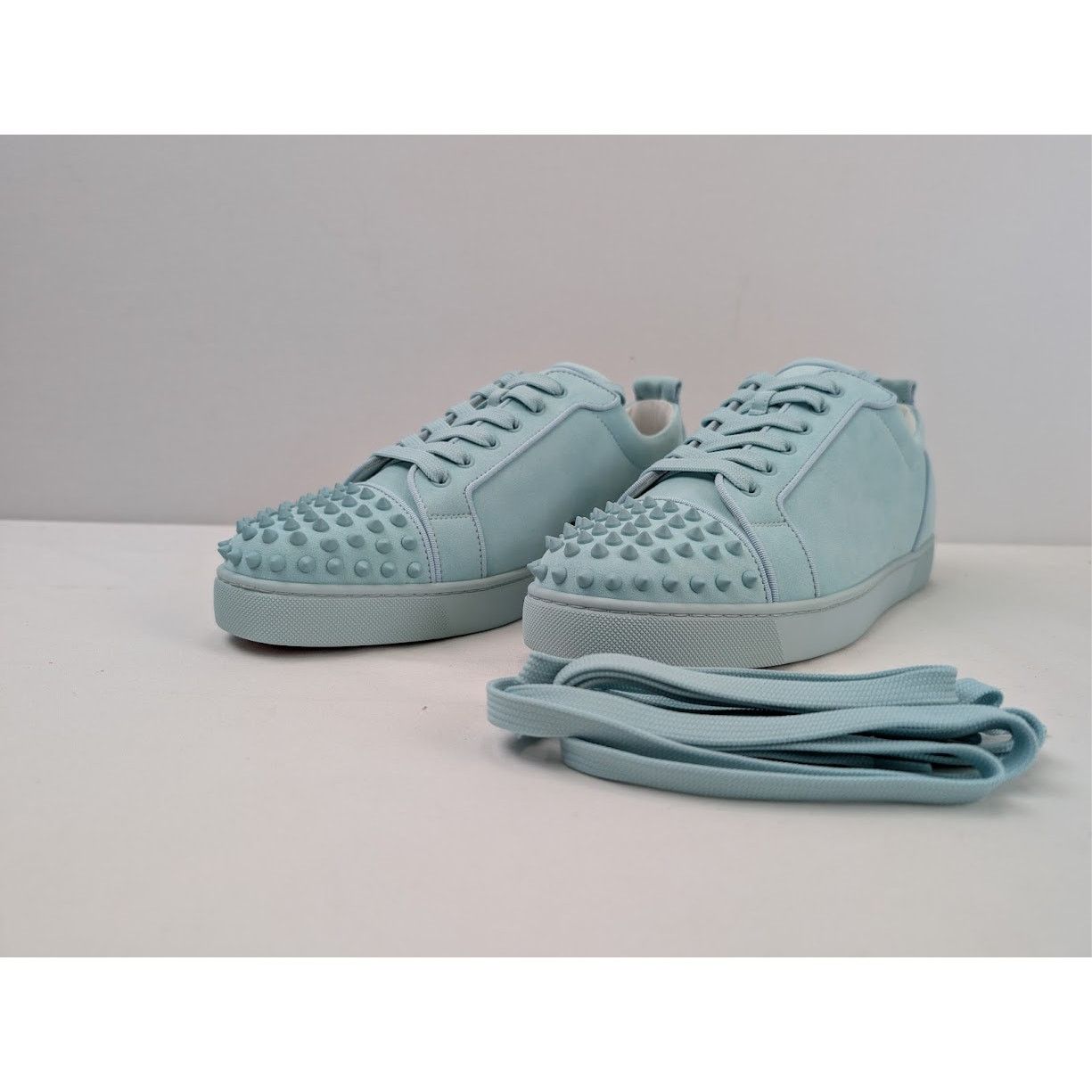 Christian Louboutin o1rshd1 Louis Junior Spikes Sneakers in Iceberg Size US 12.5 / EU 45-46 - 6 Thumbnail