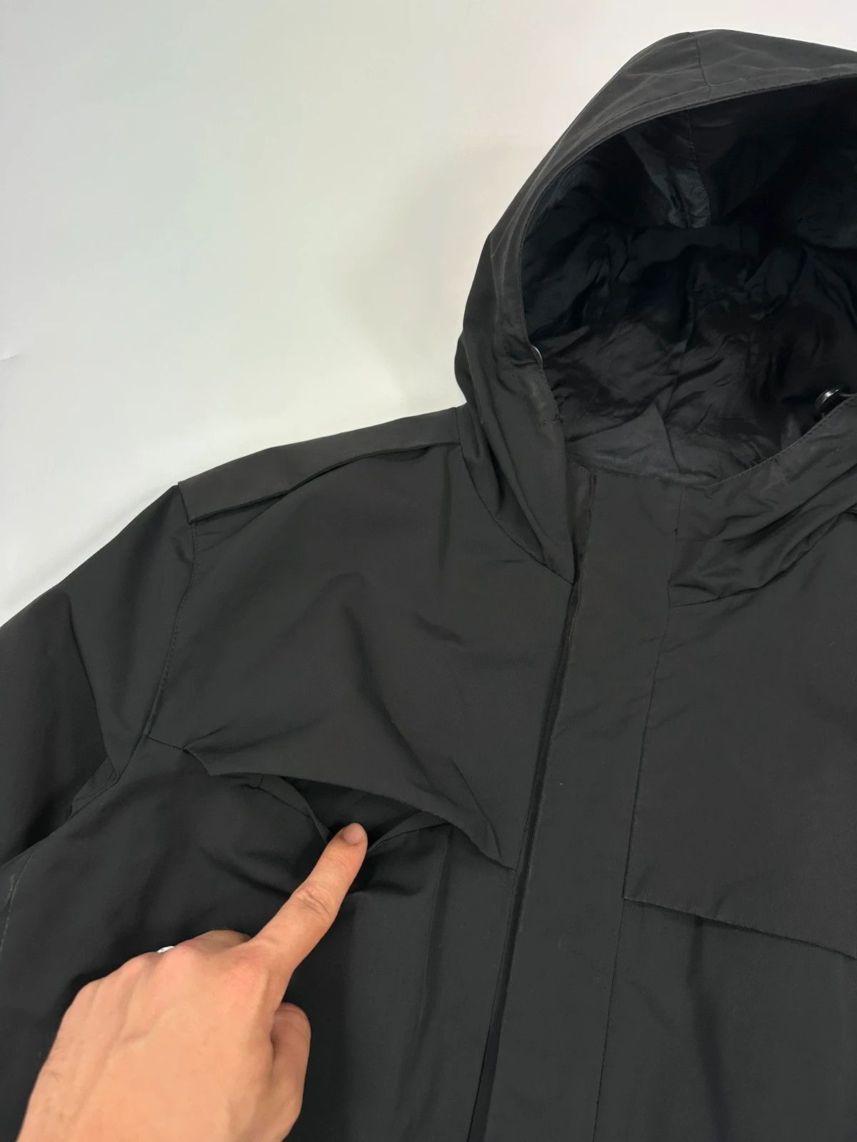 Prada Prada Milano FW07 Technical Waterproof Black Hooded Jacket Size US M / EU 48-50 / 2 - 3 Thumbnail