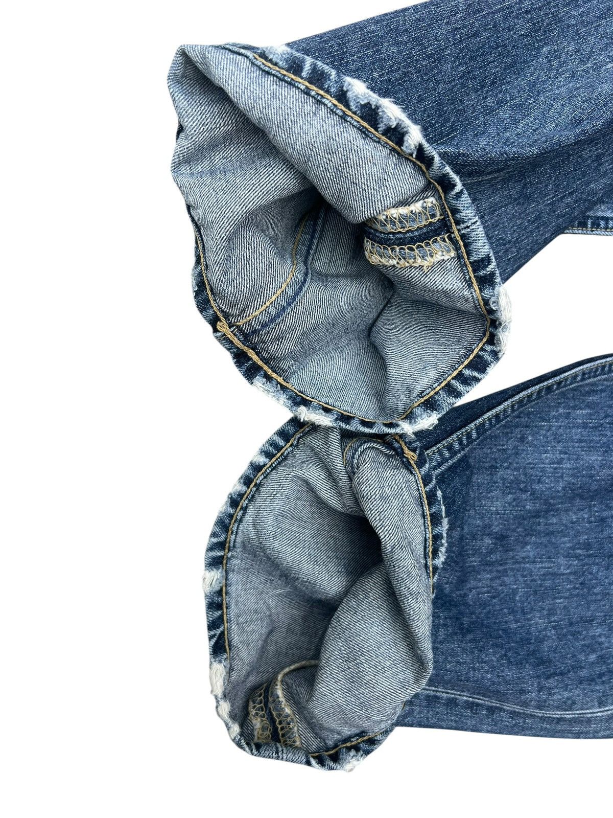 Levi's 2006 Levi’s 503 Leather Patch Distressed Faded Denim Jeans Size US 34 / EU 50 - 12 Thumbnail
